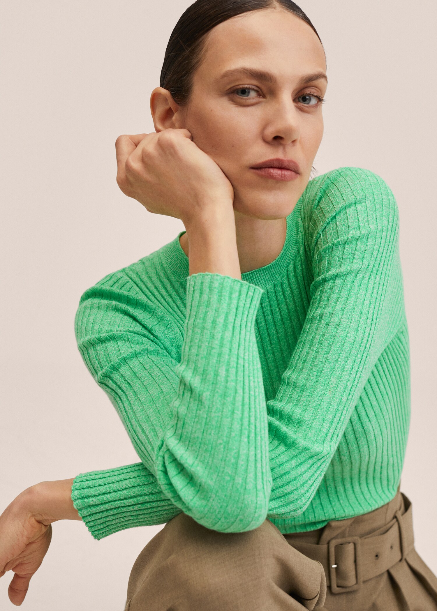 Ribbed knit sweater - Details of the article 2