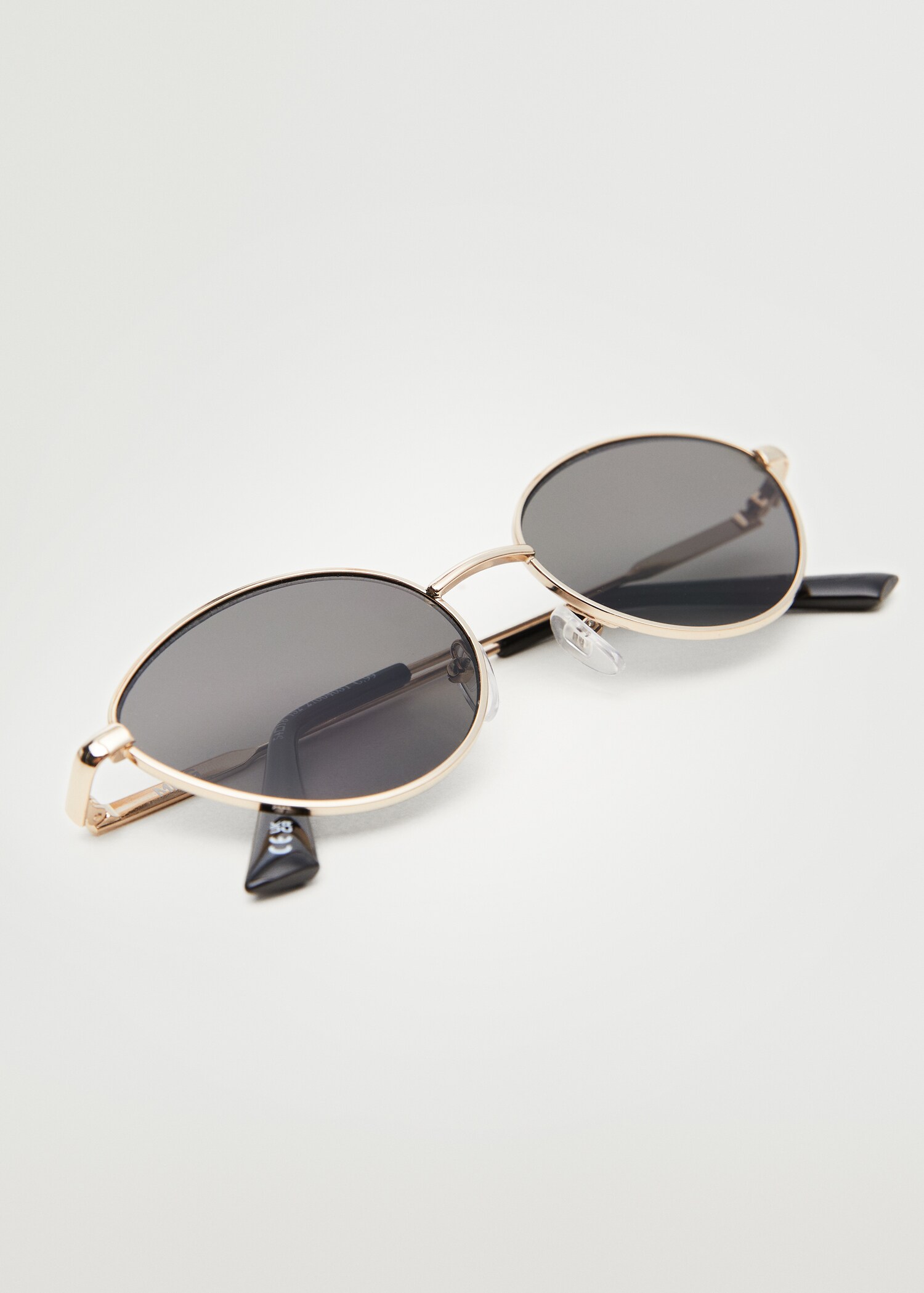 Metallic frame sunglasses - Details of the article 3