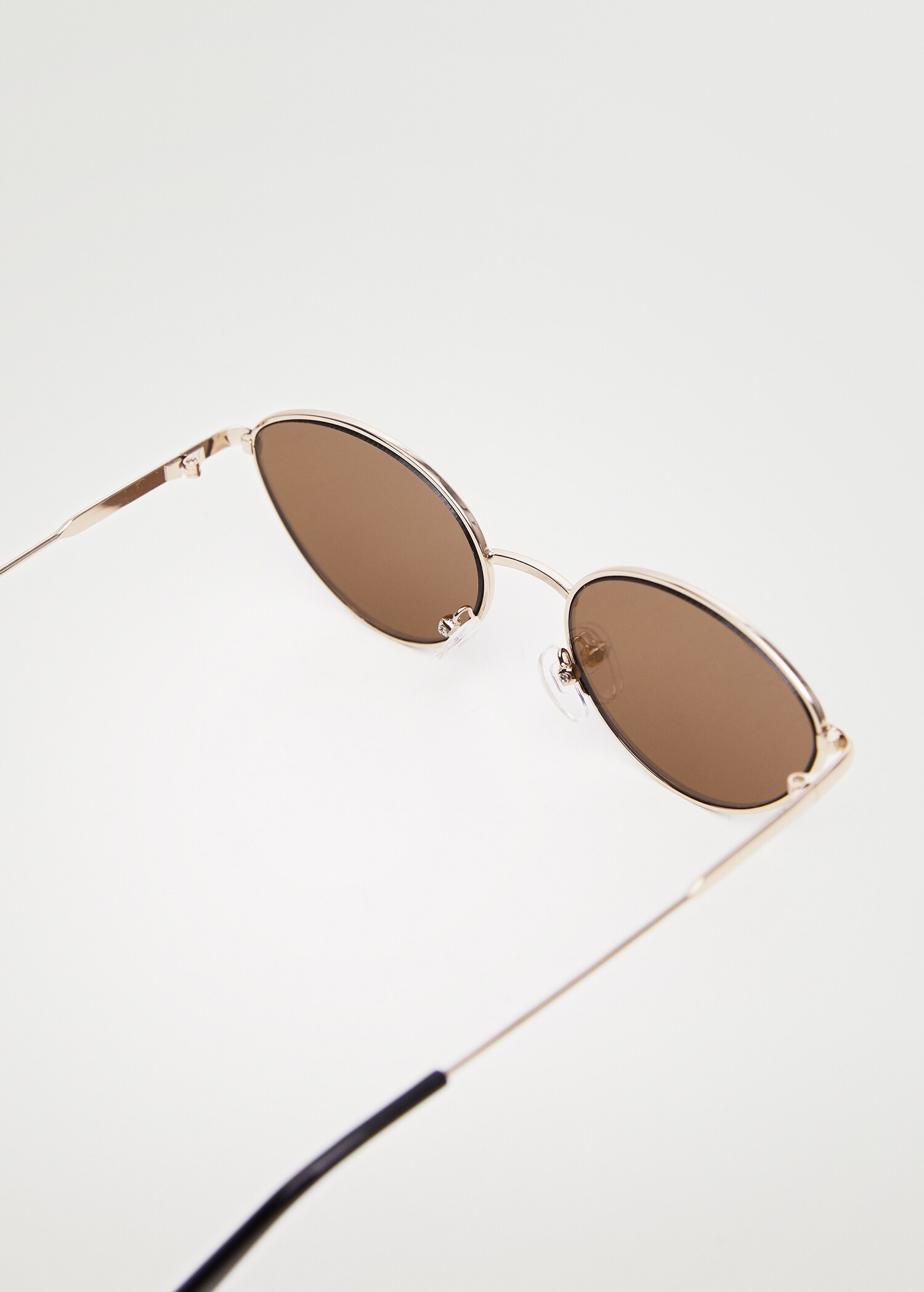 Metallic frame sunglasses - Details of the article 2