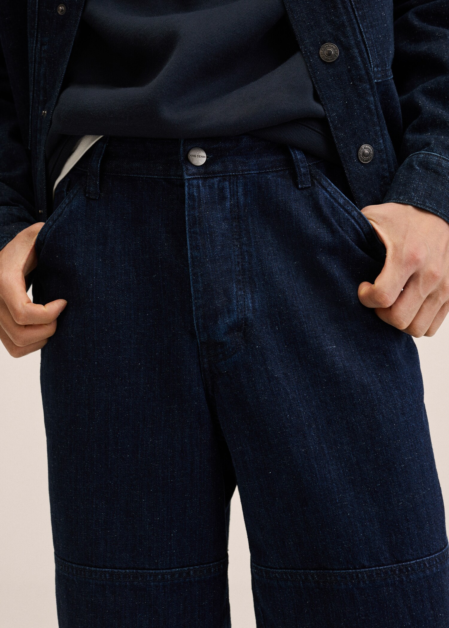 Tapered loose-fit cropped jeans  - Details of the article 1