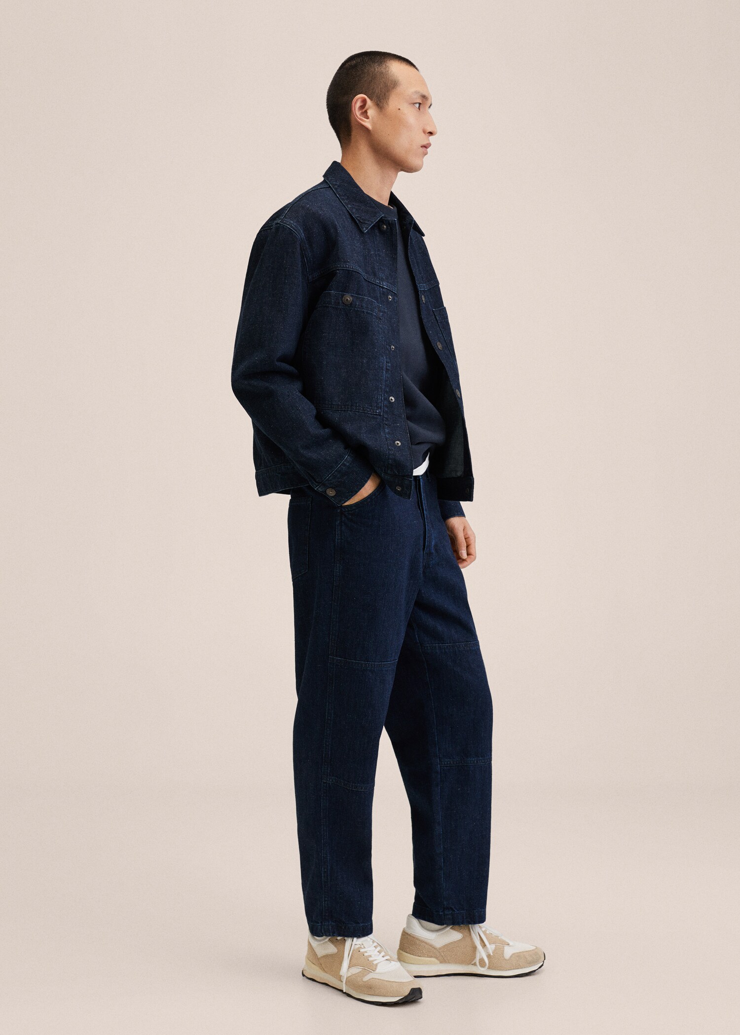 Tapered loose-fit cropped jeans  - Details of the article 2