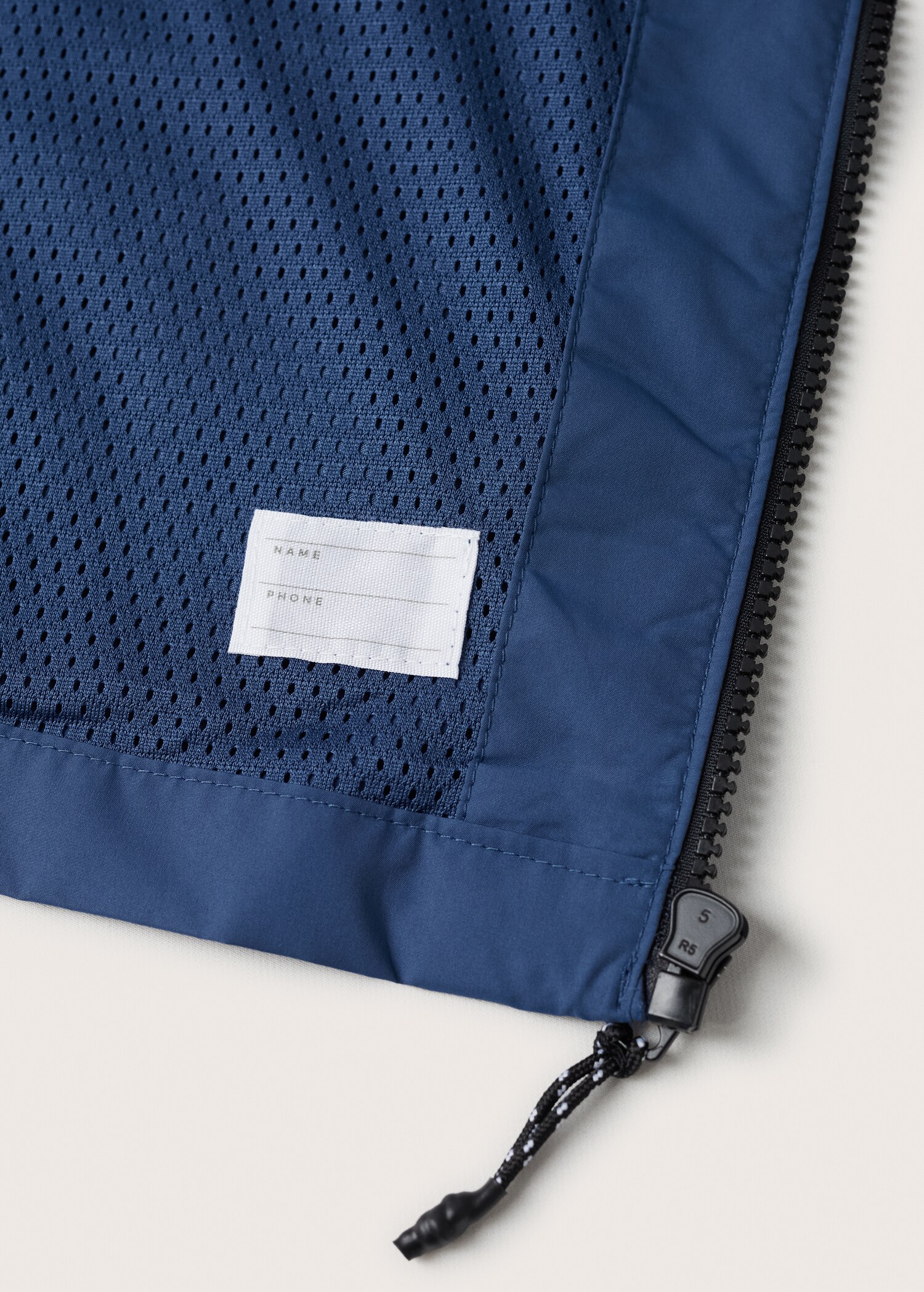Hooded windbreaker jacket - Details of the article 8
