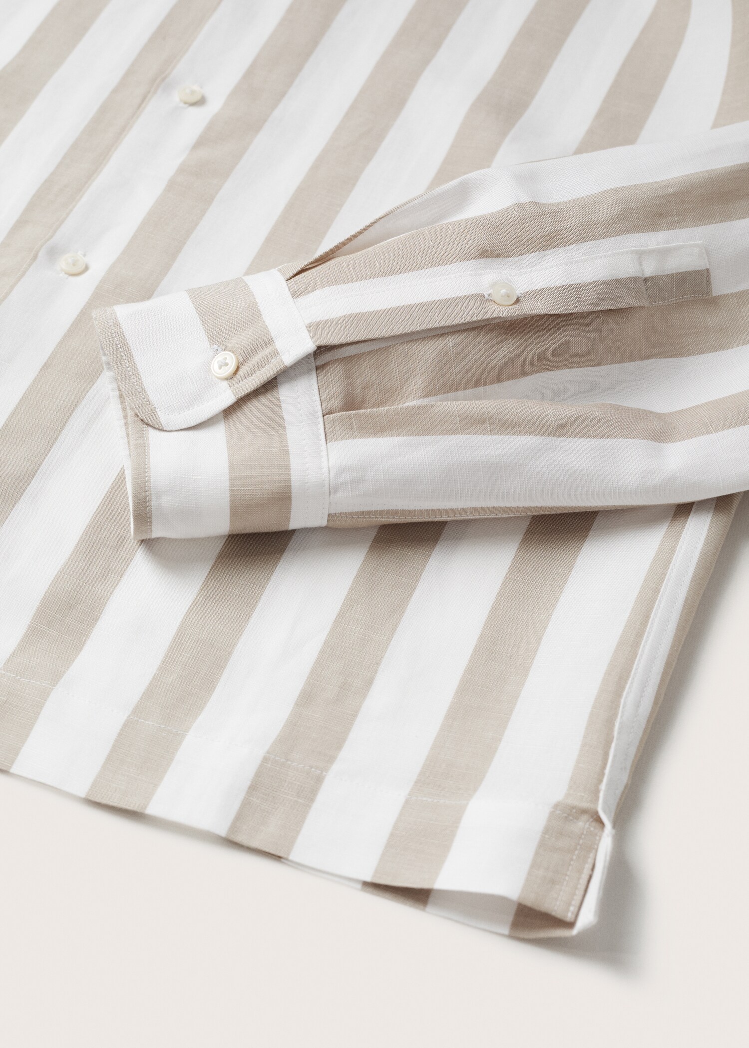Striped bowling fluid shirt - Details of the article 7