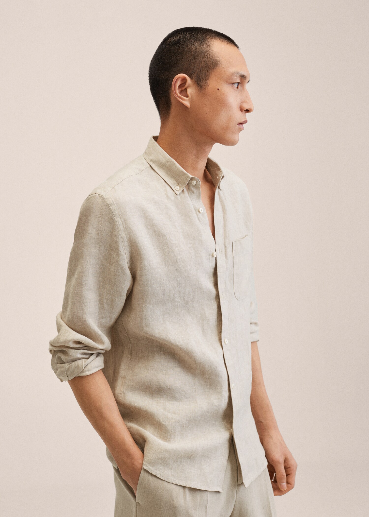 100% linen slim-fit shirt - Details of the article 2