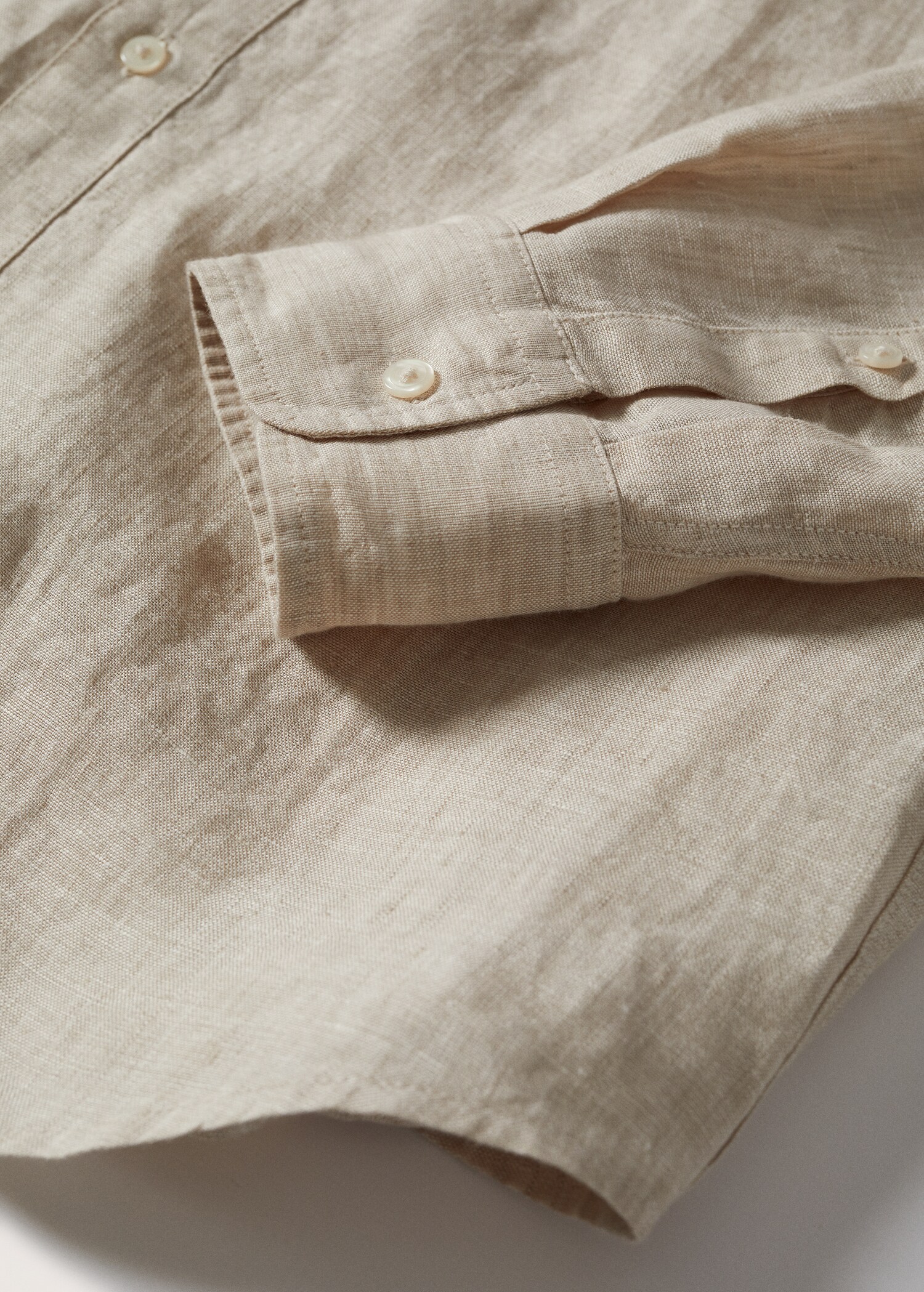 100% linen slim-fit shirt - Details of the article 7
