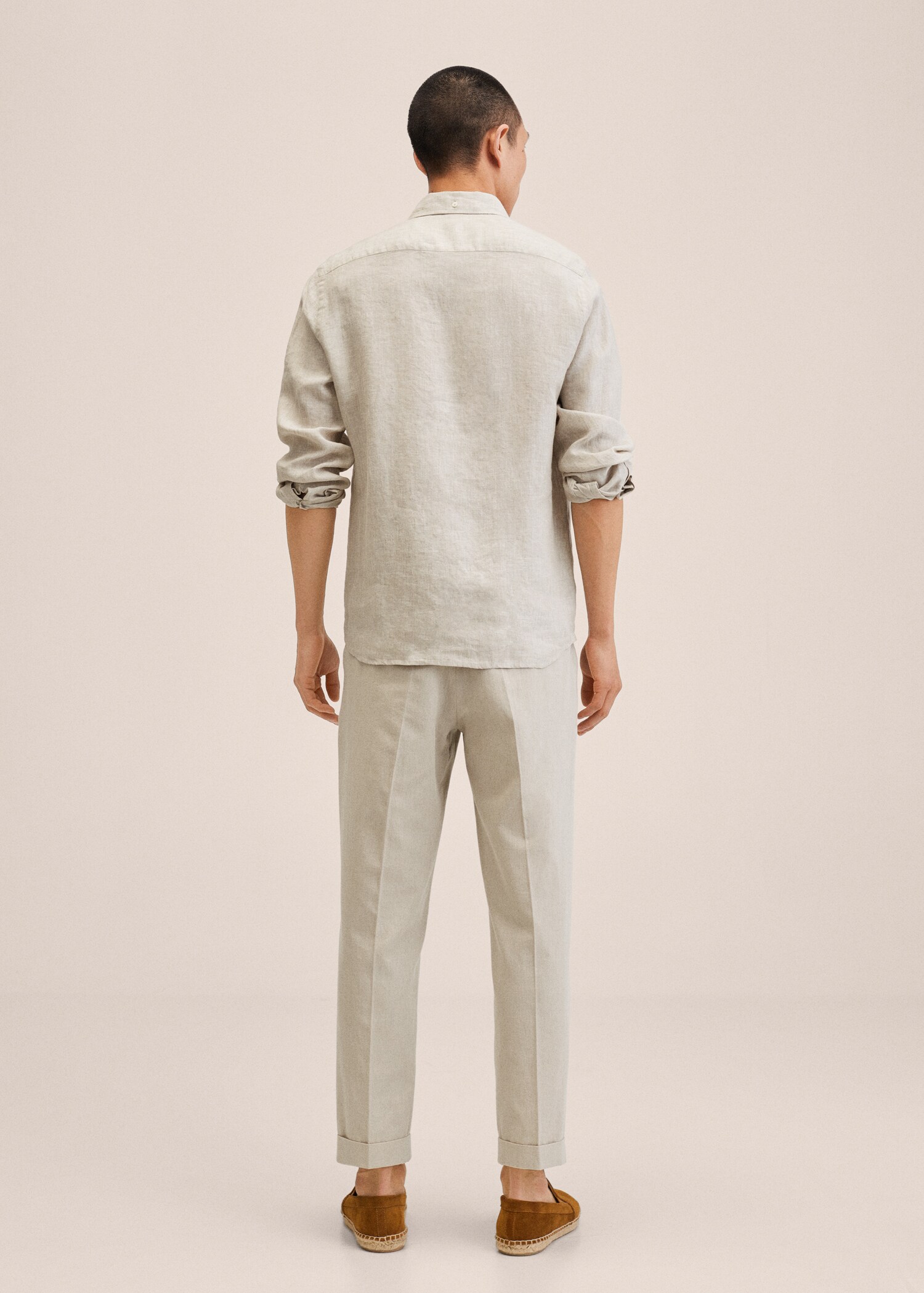 100% linen slim-fit shirt - Reverse of the article