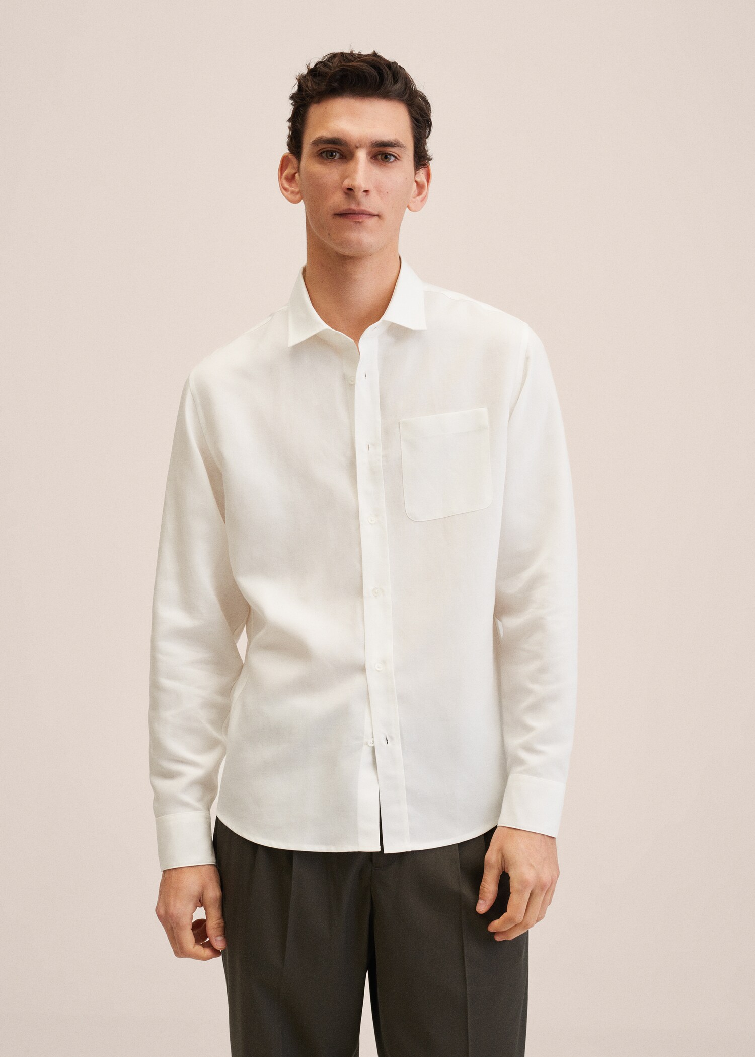 Camisa lyocell lino bolsillo - Plano medio