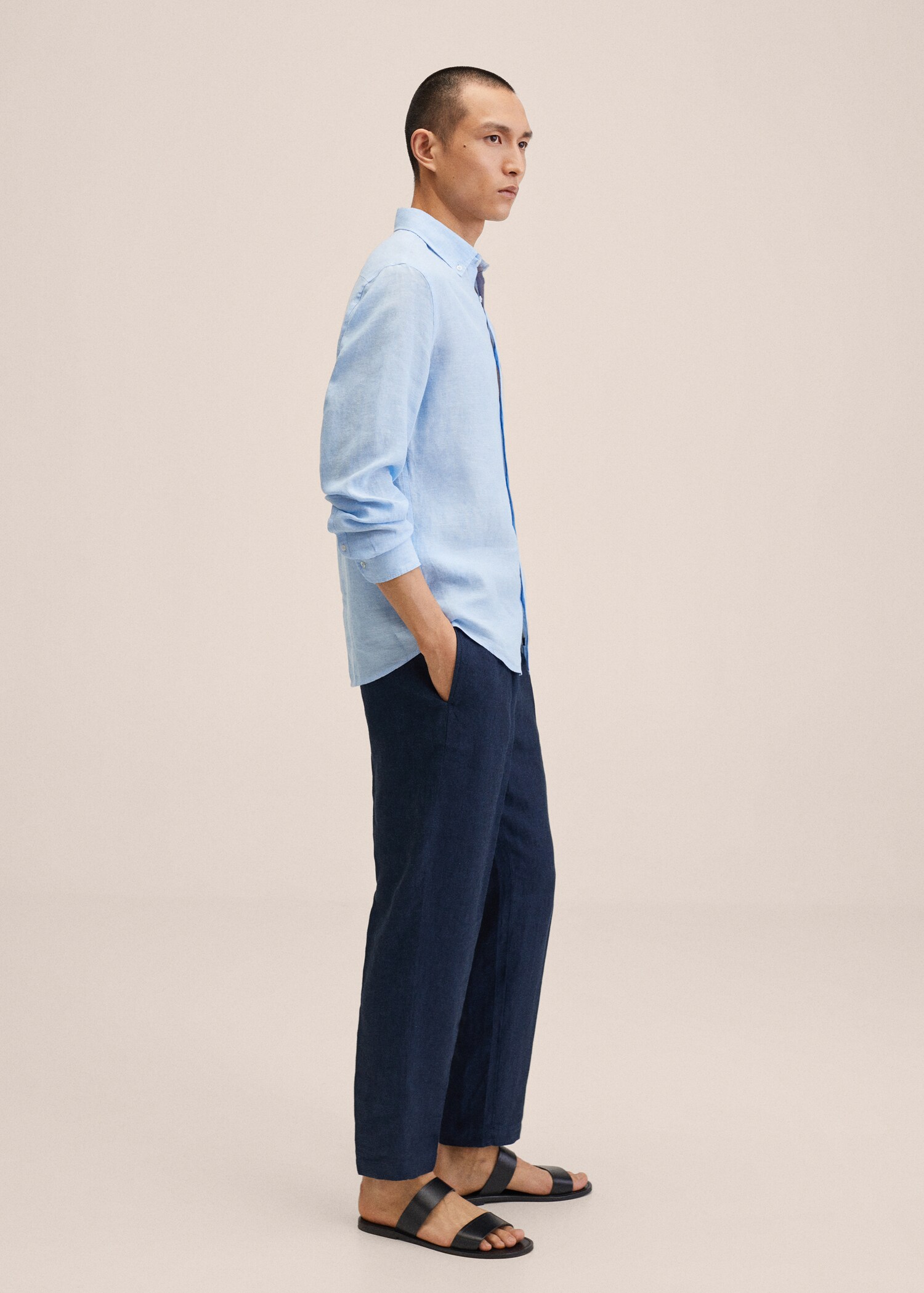 100% linen slim-fit shirt - Details of the article 2