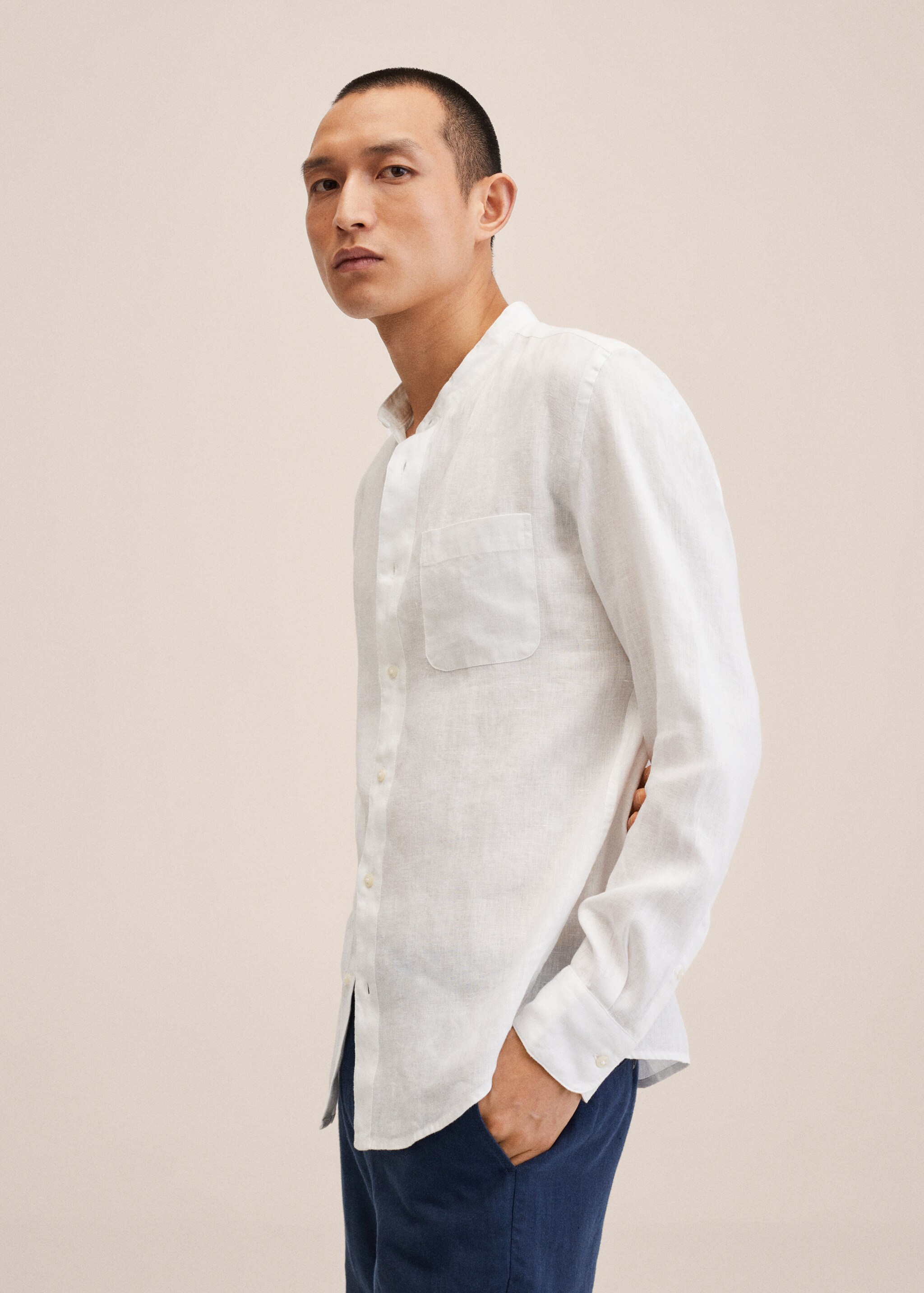 Slim-fit Mao collar linen shirt - Details of the article 2