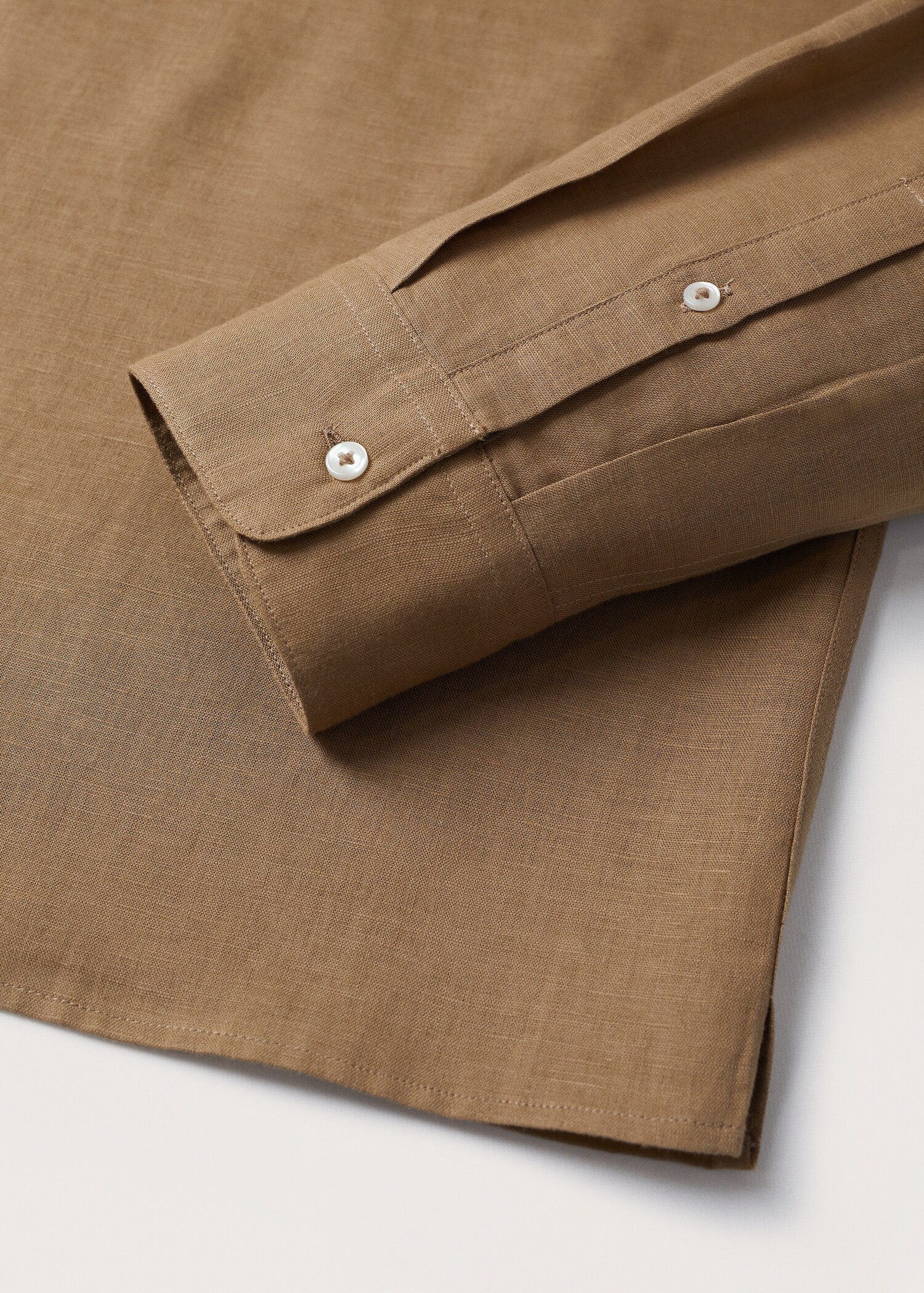 Cotton linen shirt with mandarin collar - Details of the article 8