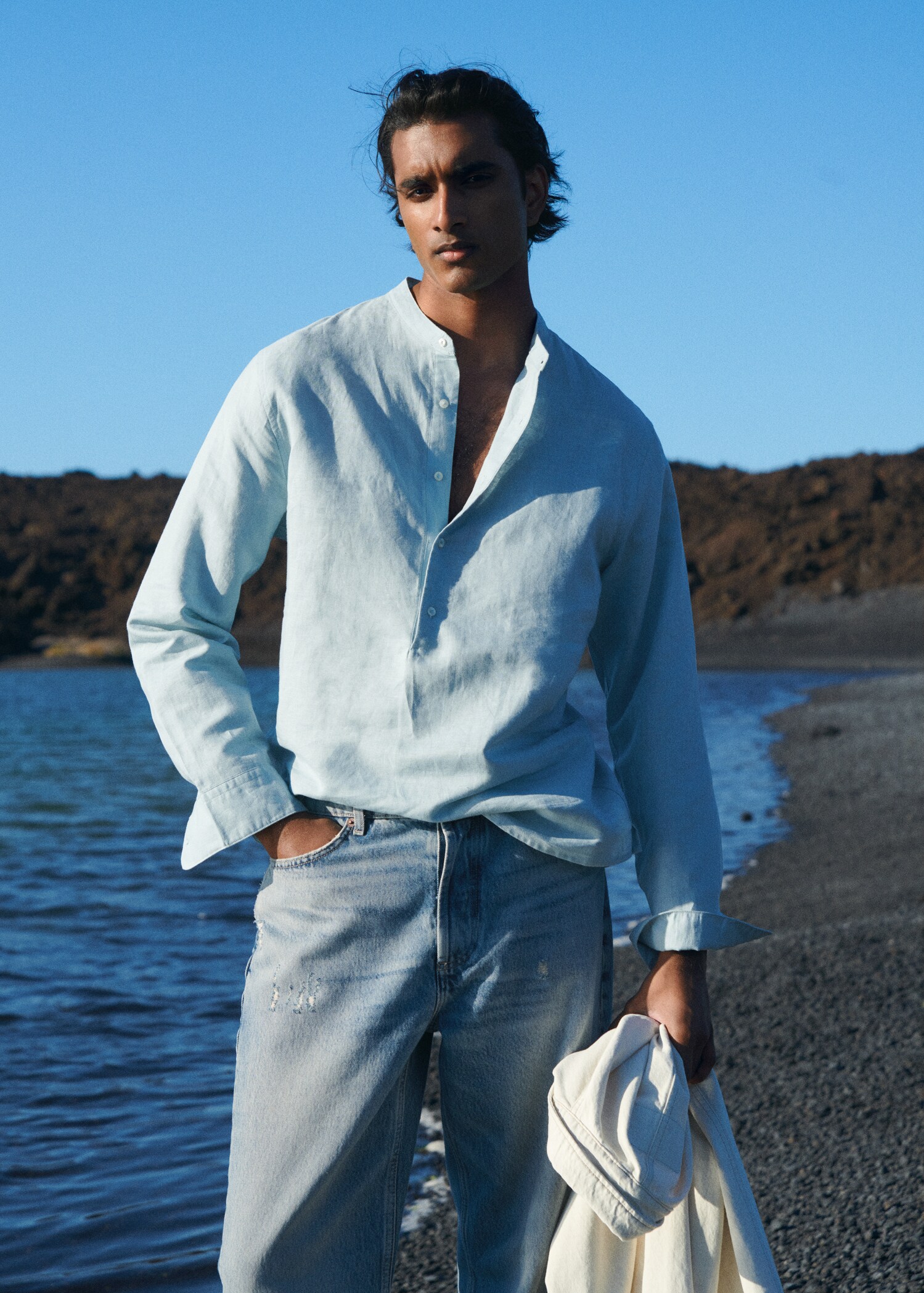 Cotton linen shirt with mandarin collar - Details of the article 5