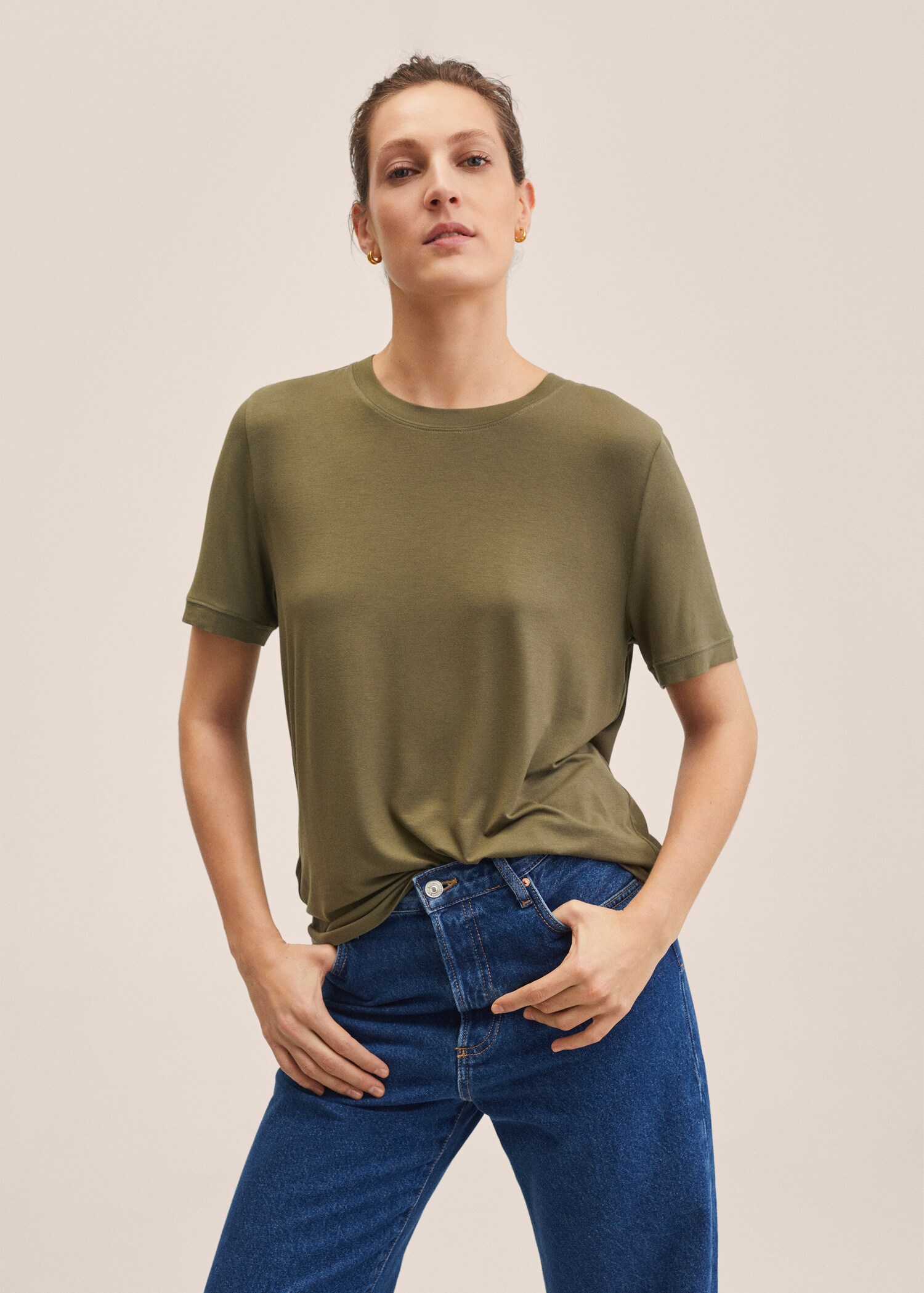 Camiseta cuello redondo - Plano medio