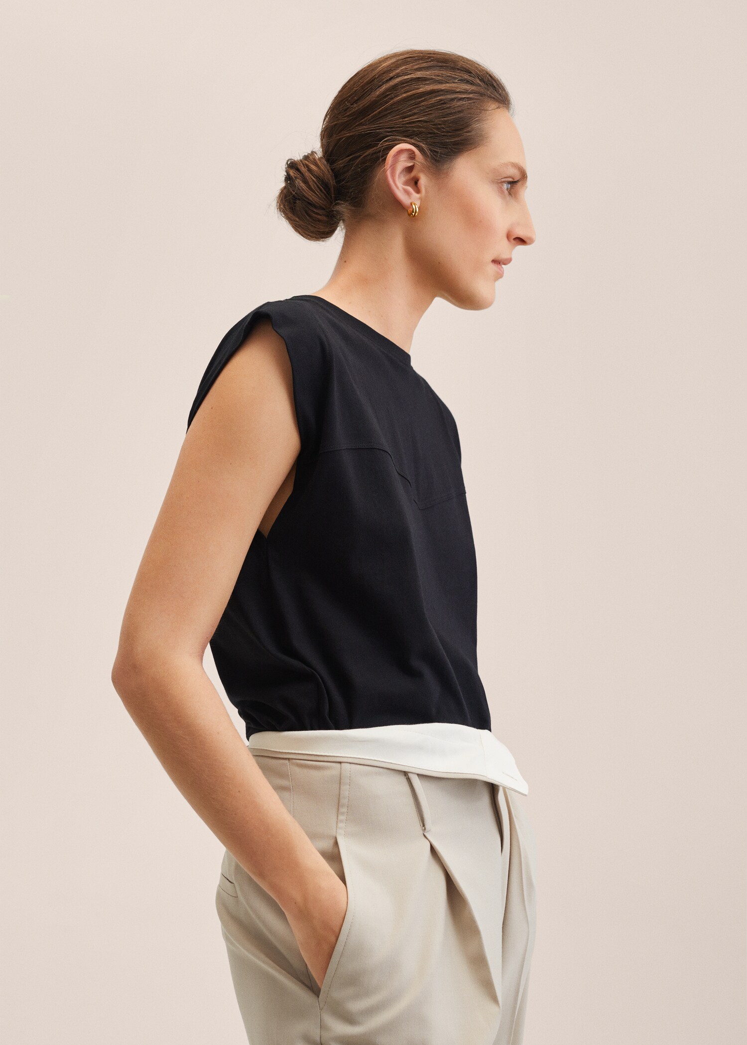 Seam detail T-shirt - Details of the article 1
