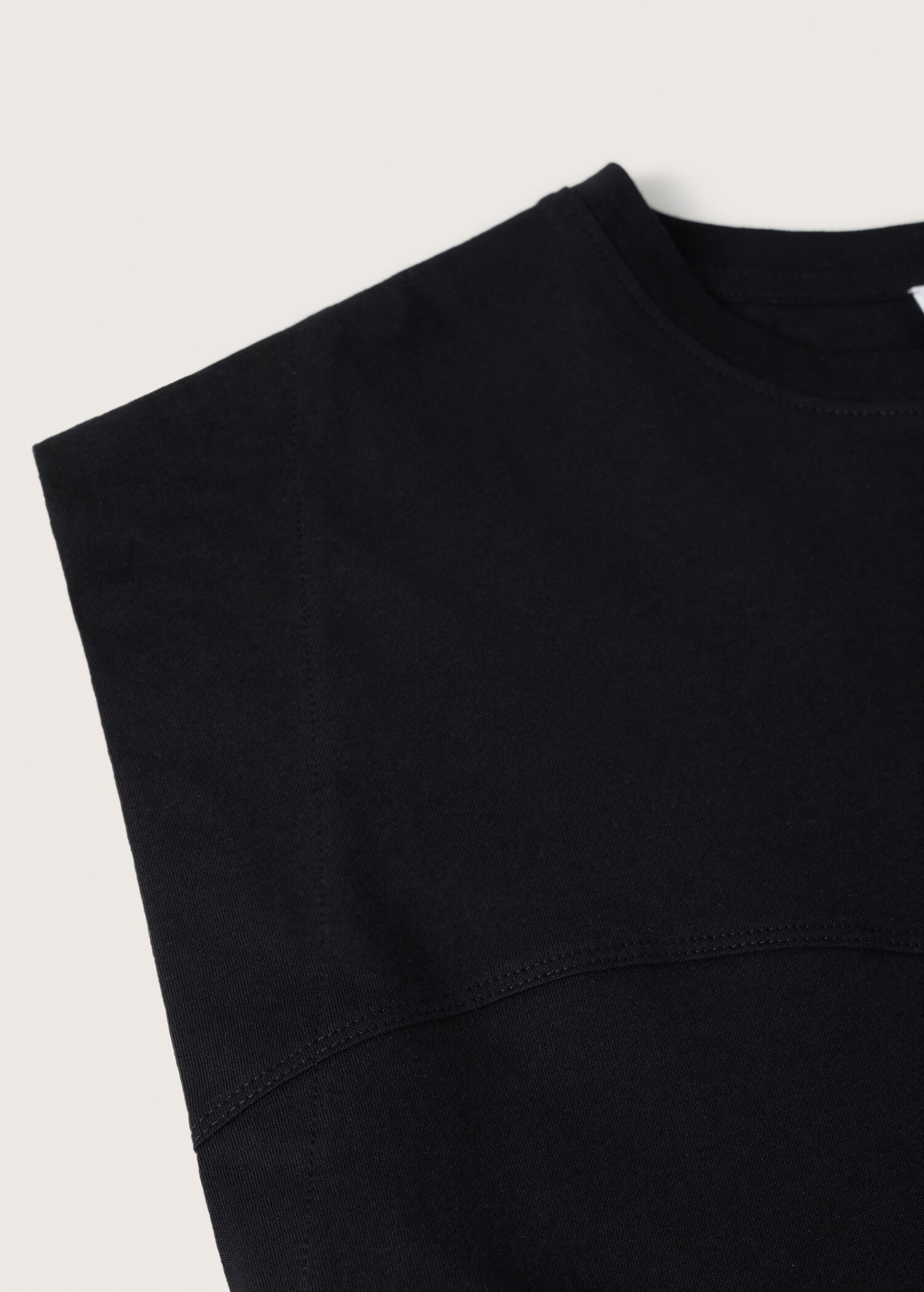 Seam detail T-shirt - Details of the article 8