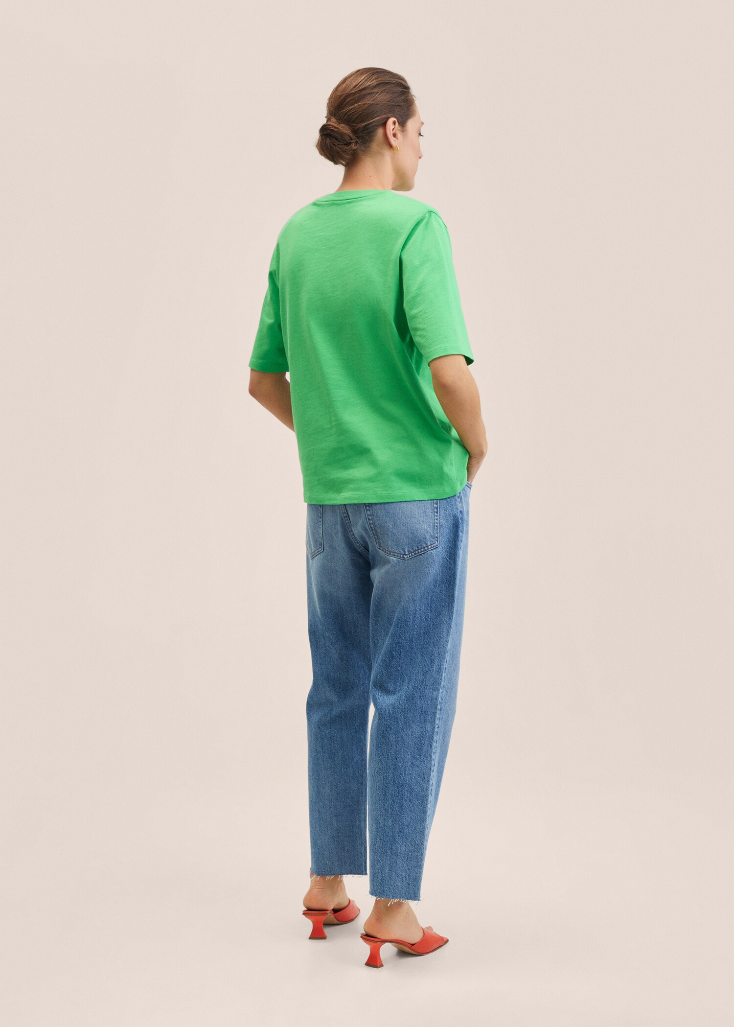 Premium cotton t-shirt - Reverse of the article