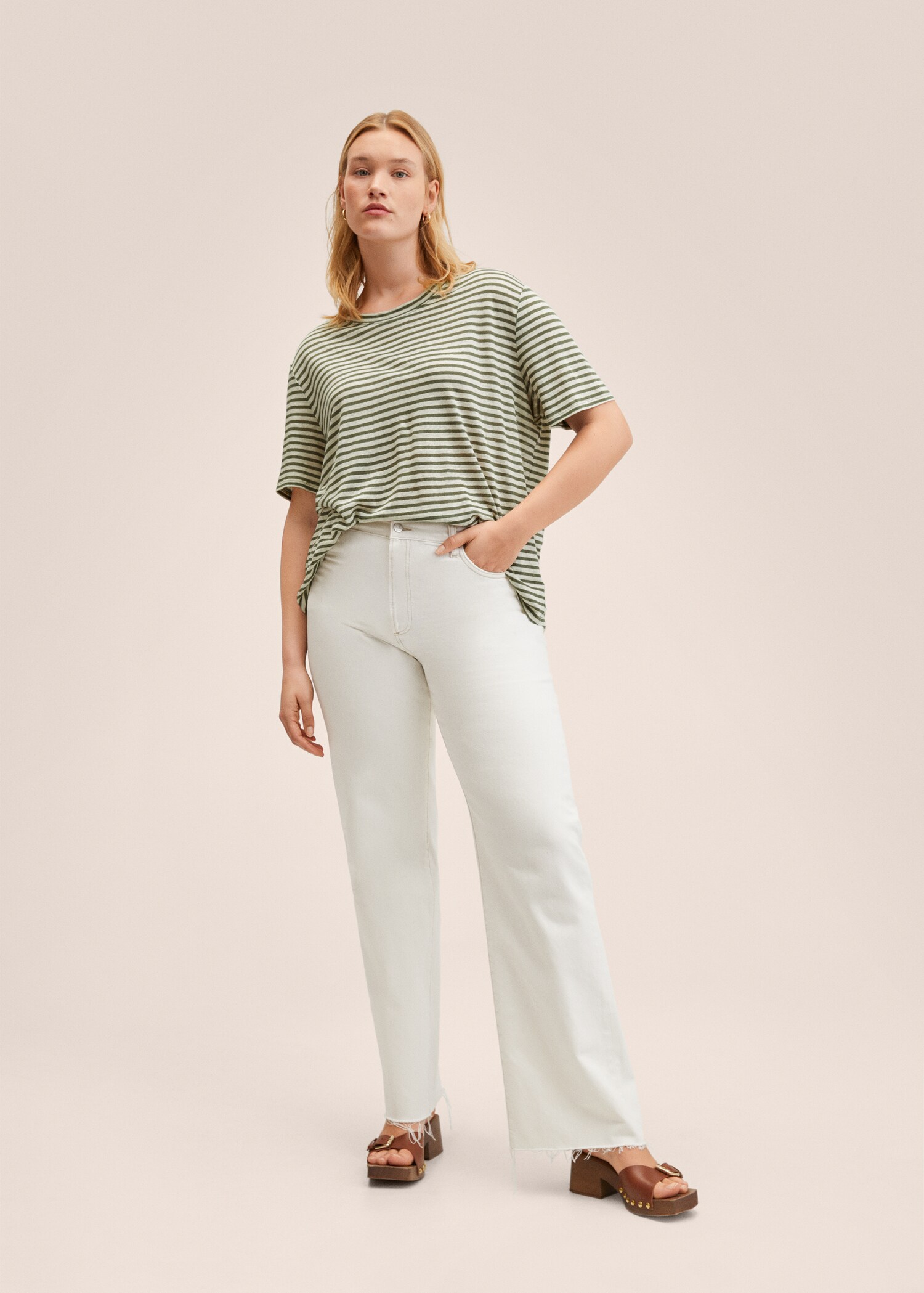 100% linen t-shirt - Details of the article 3