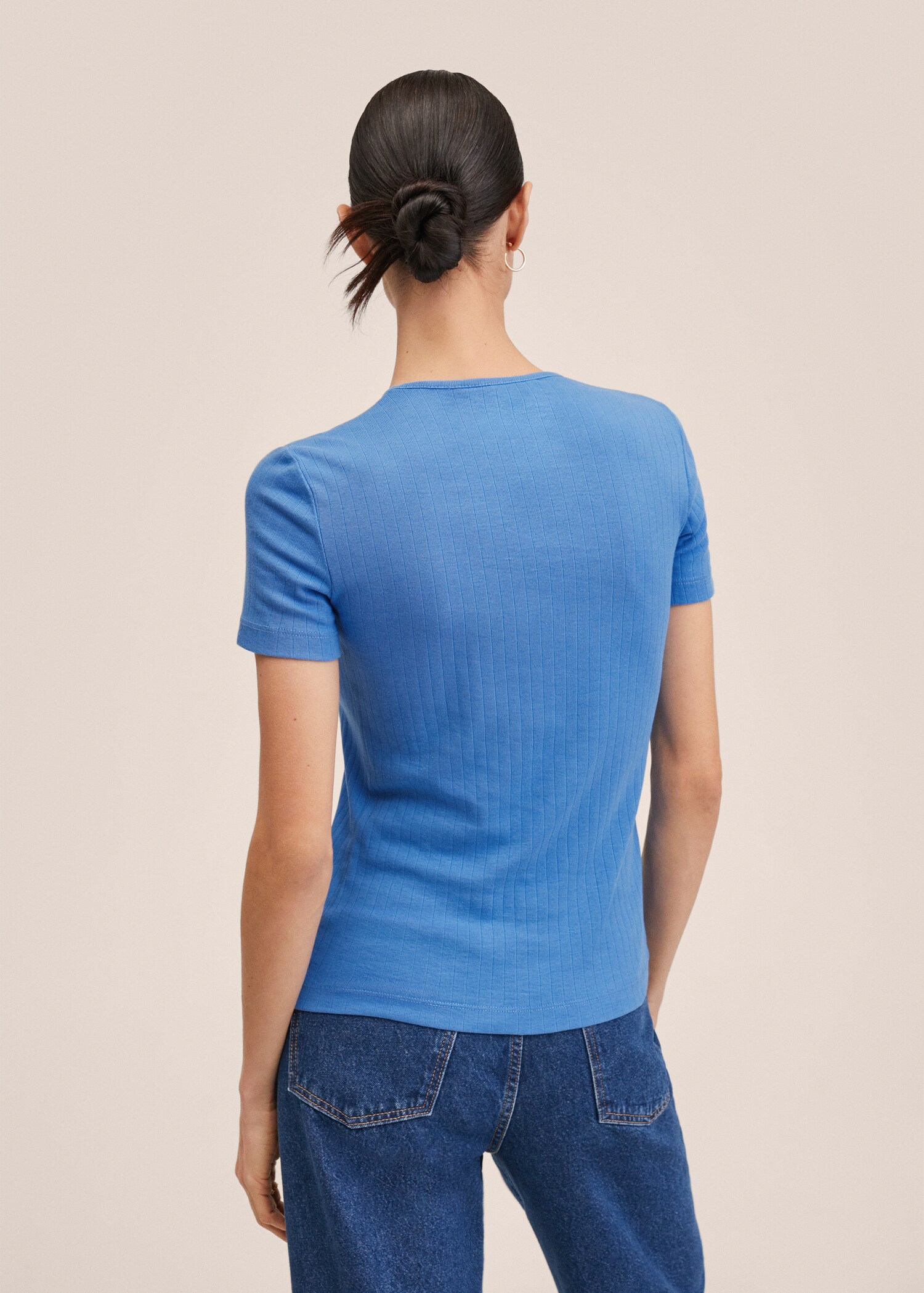 100% cotton T-shirt - Reverse of the article