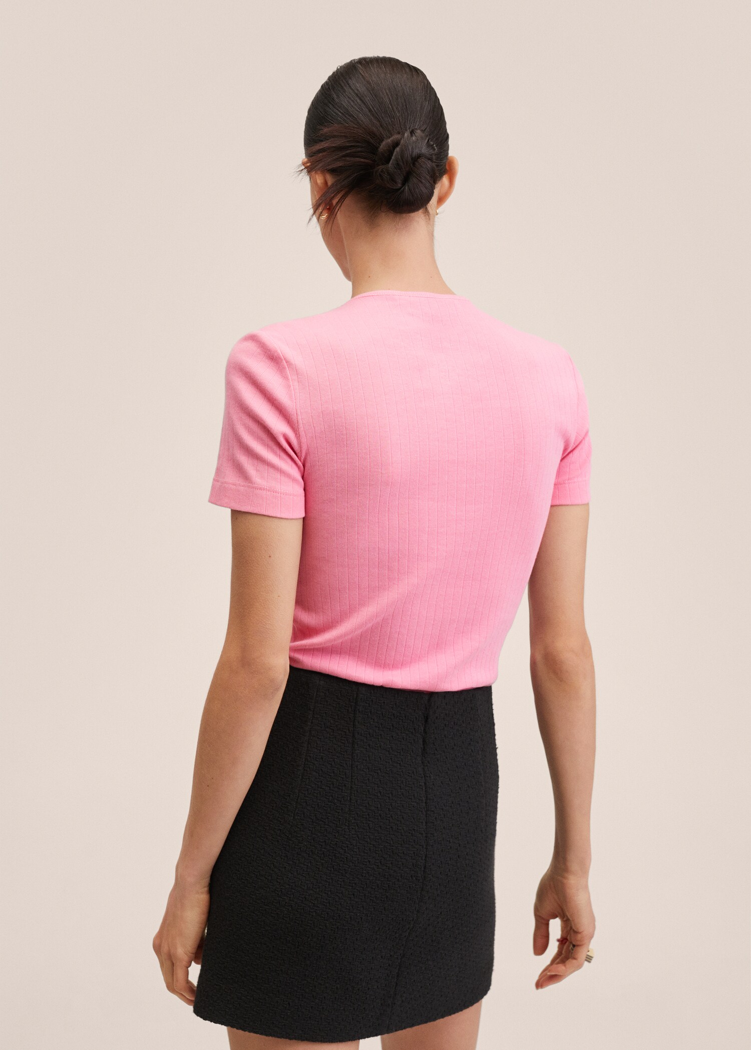 100% cotton T-shirt - Reverse of the article