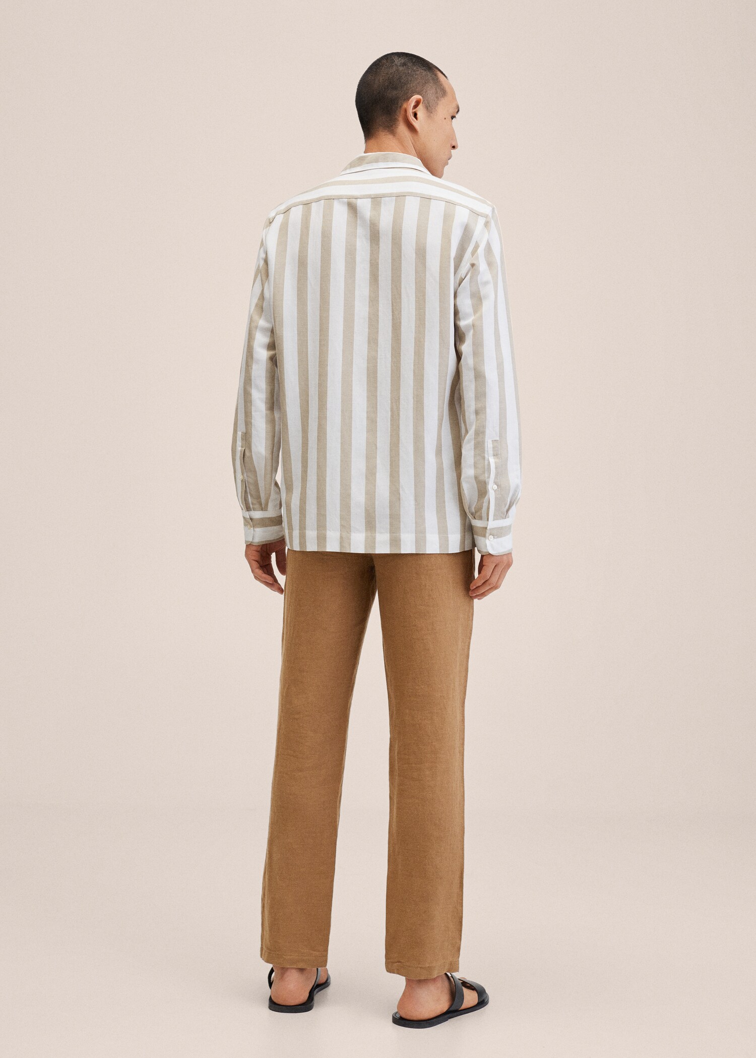 Slim fit linen trousers - Reverse of the article