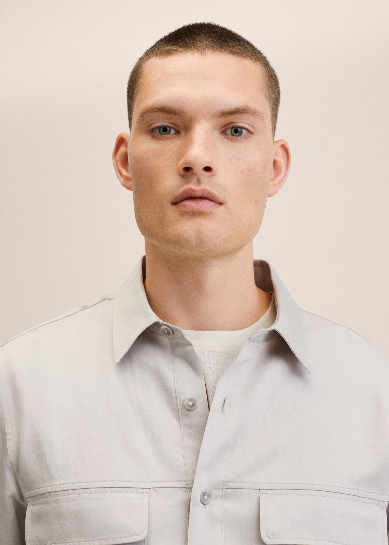 Sobrecamisa lyocell lino bolsillos - Detalle del artículo 1