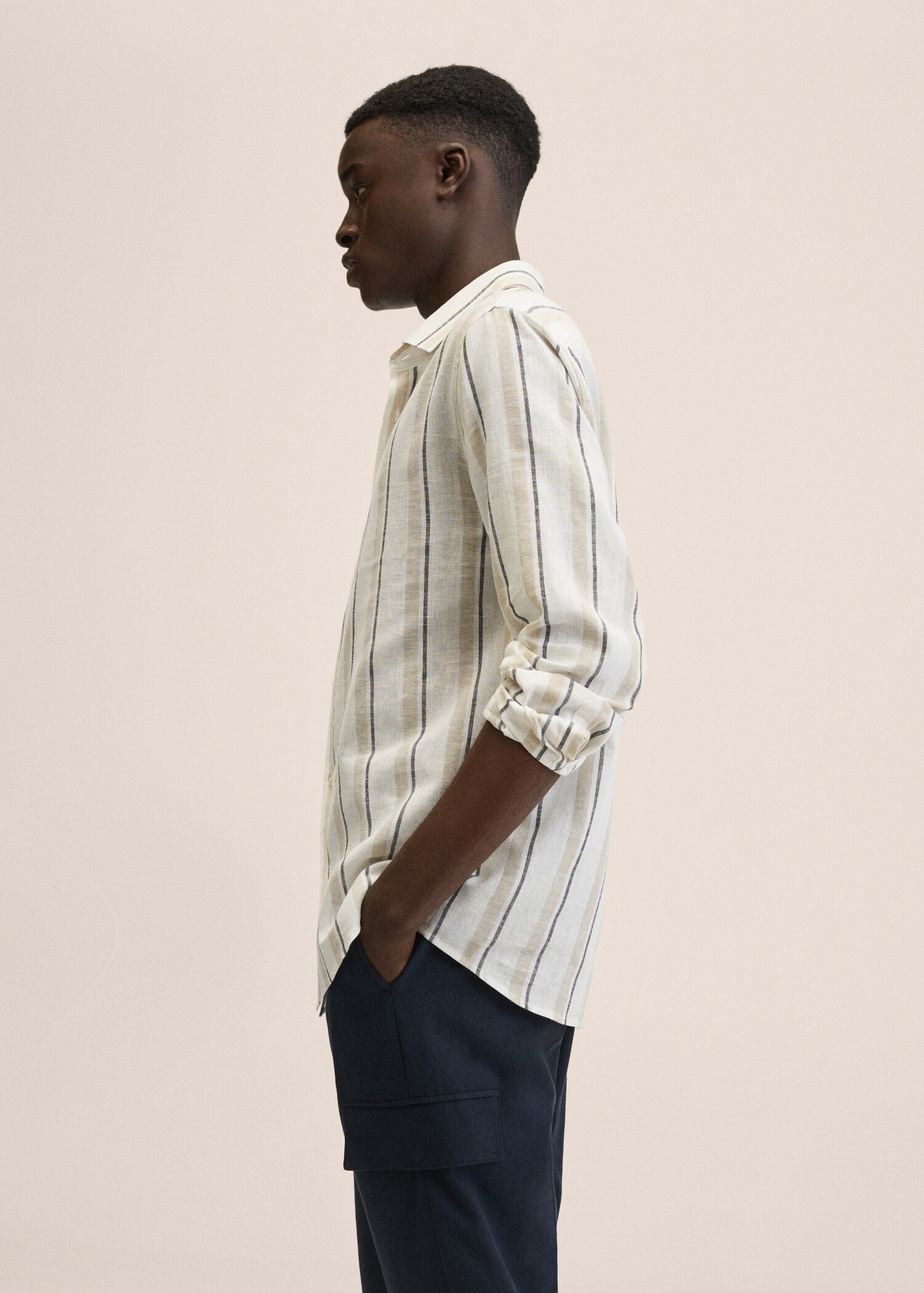 100% linen striped shirt - Details of the article 2