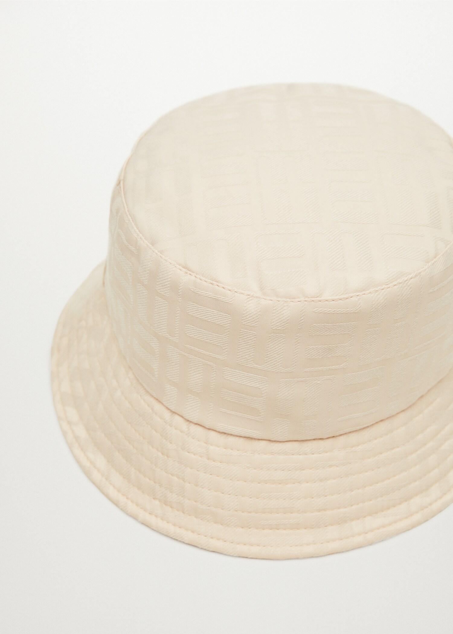 Gorro bucket estampado - Plano medio