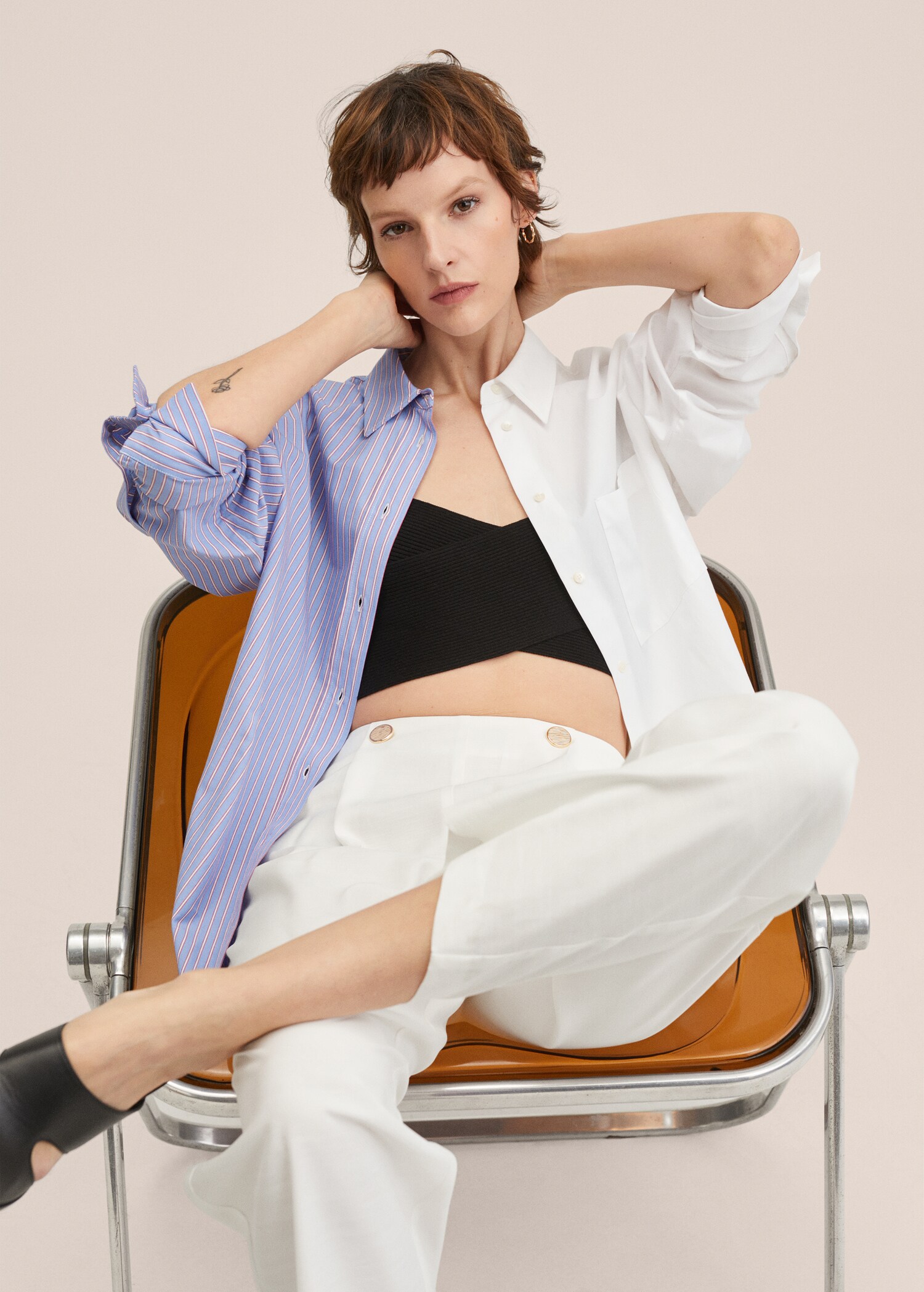 Cropped button pants - Details of the article 2
