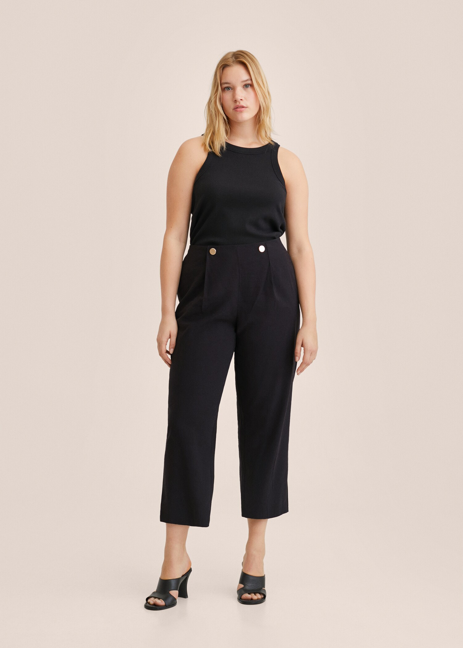 Cropped button pants - Details of the article 4