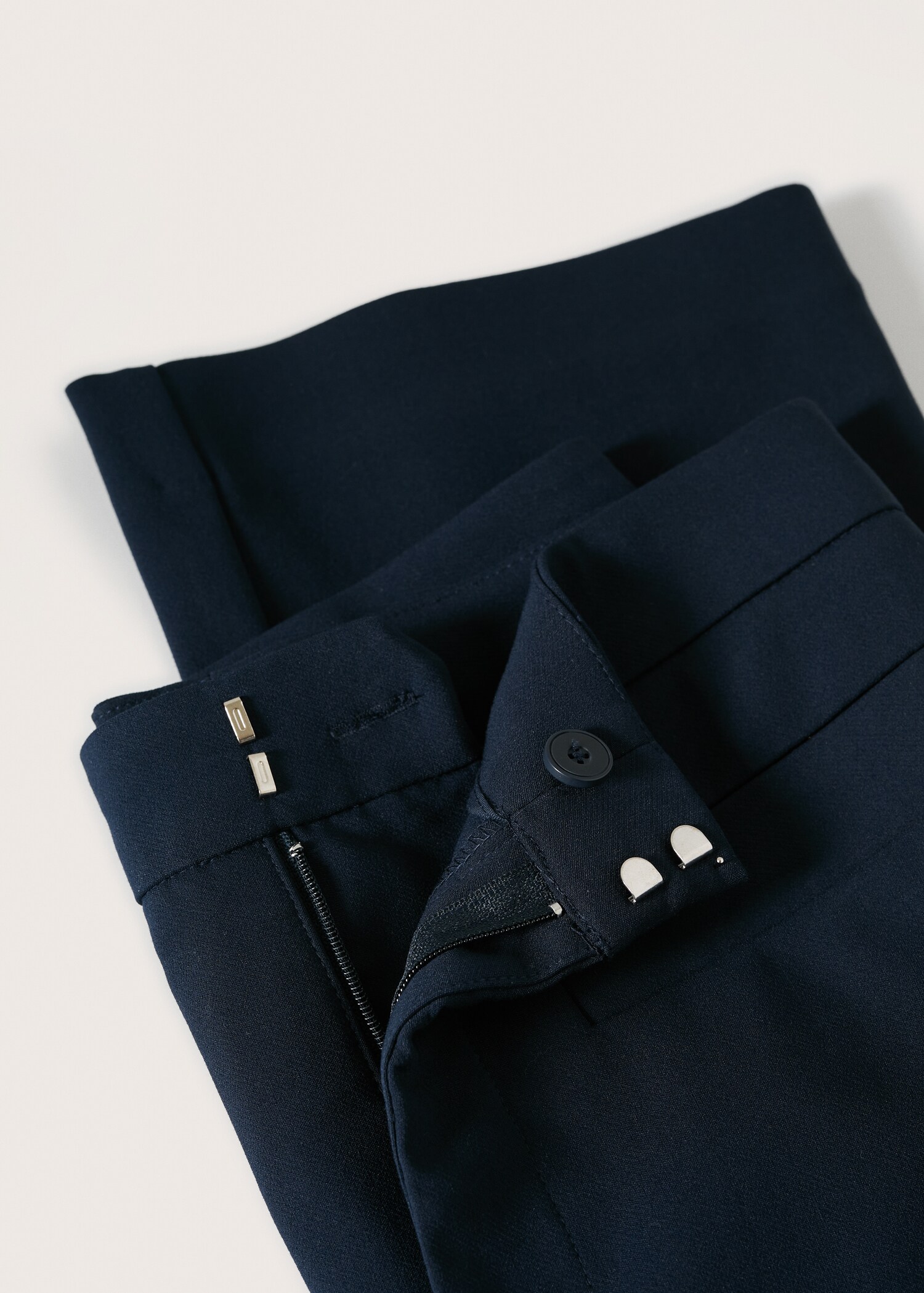 Flare crop pants - Details of the article 8