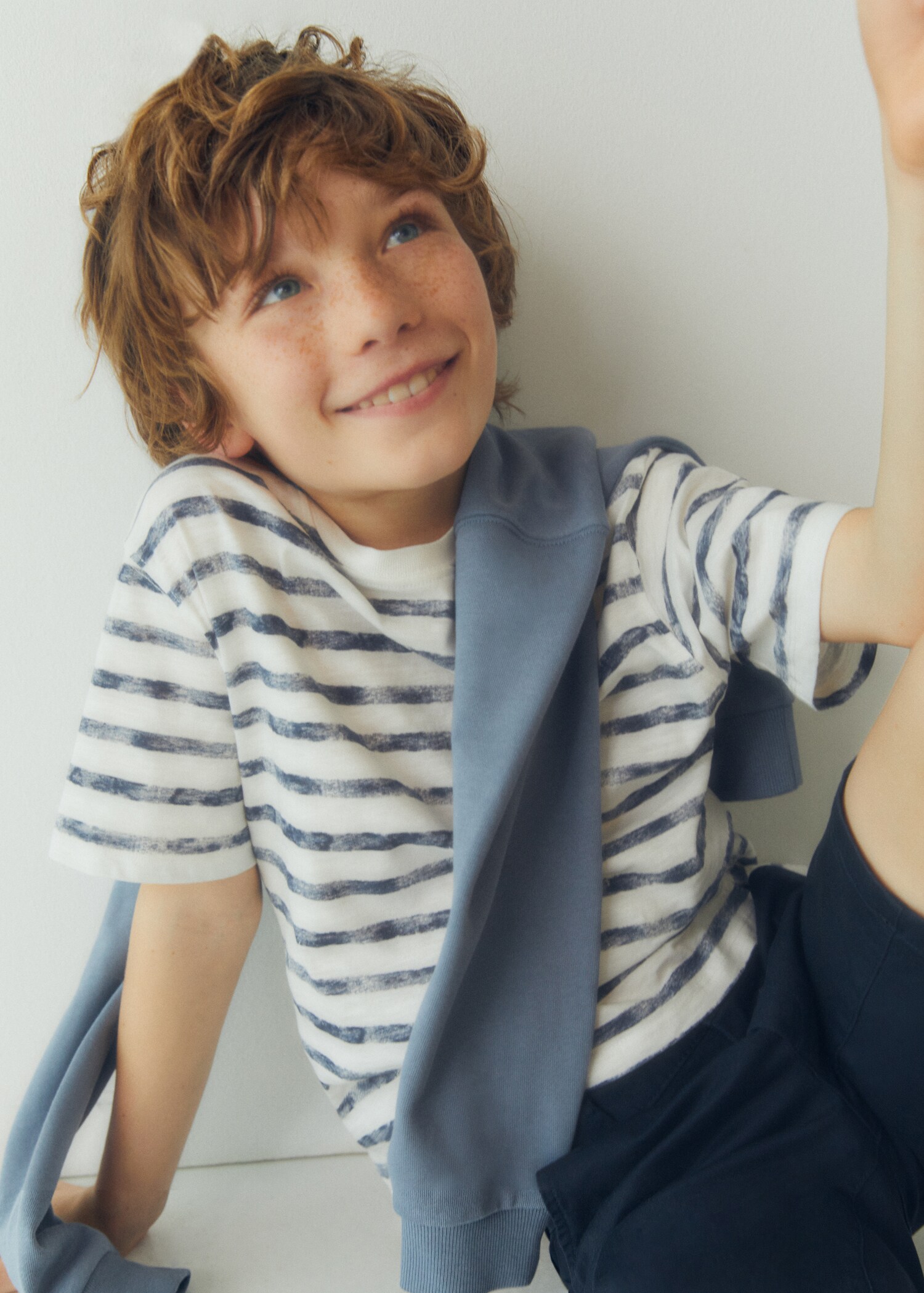 Striped cotton T-shirt - Details of the article 6