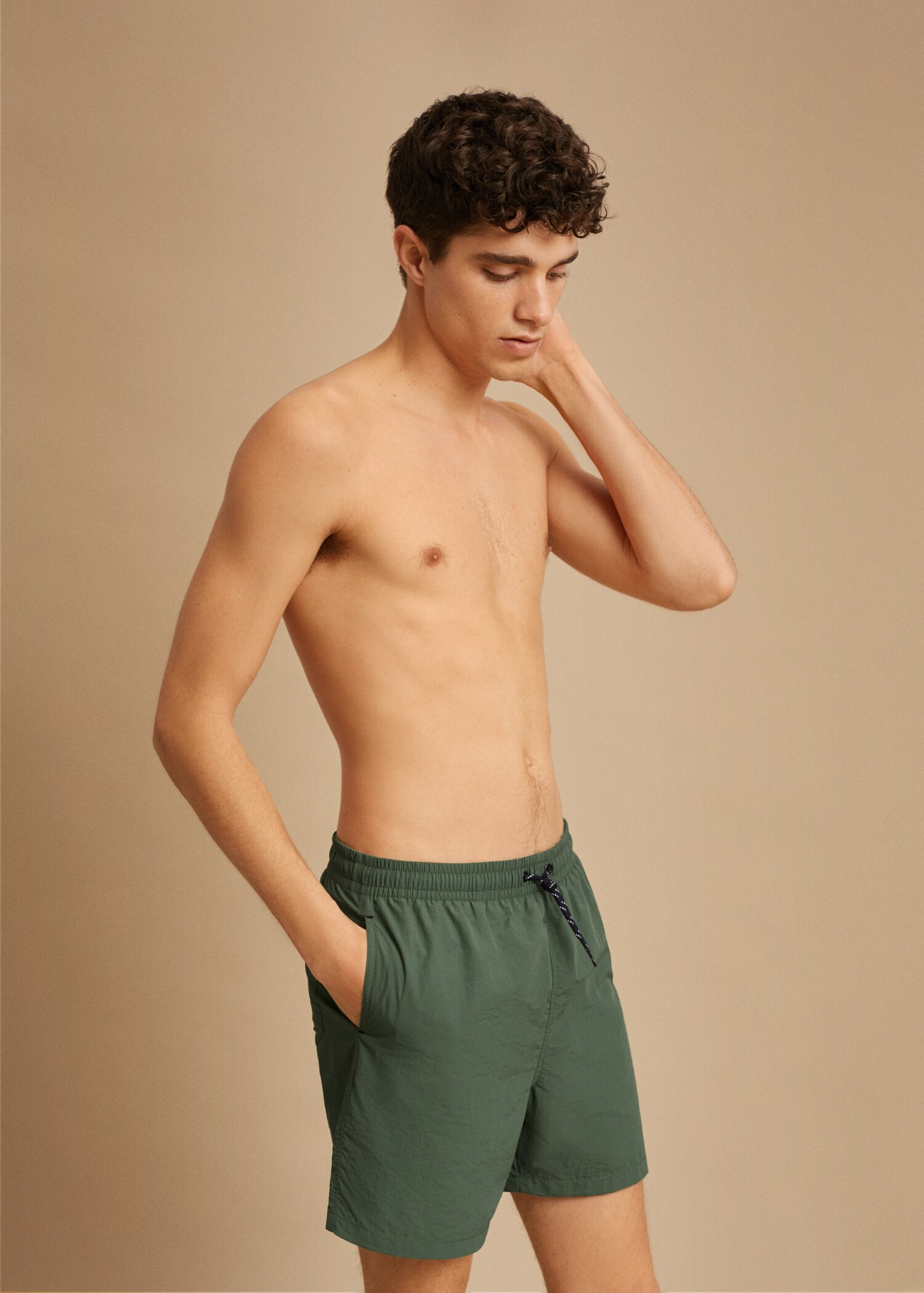 Maillot de bain cordon tressé - Plan moyen