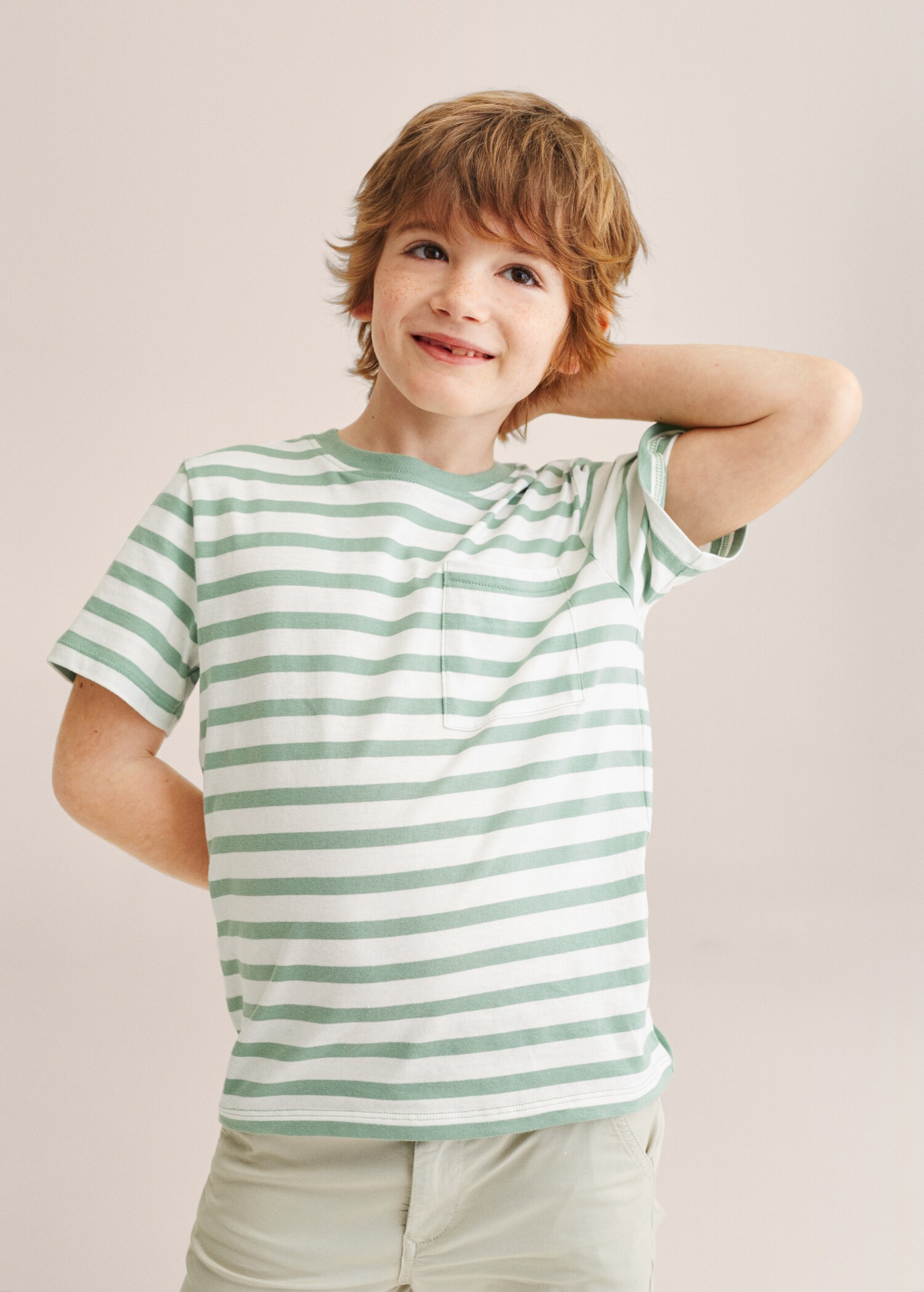 Camiseta estampado rayas - Plano medio