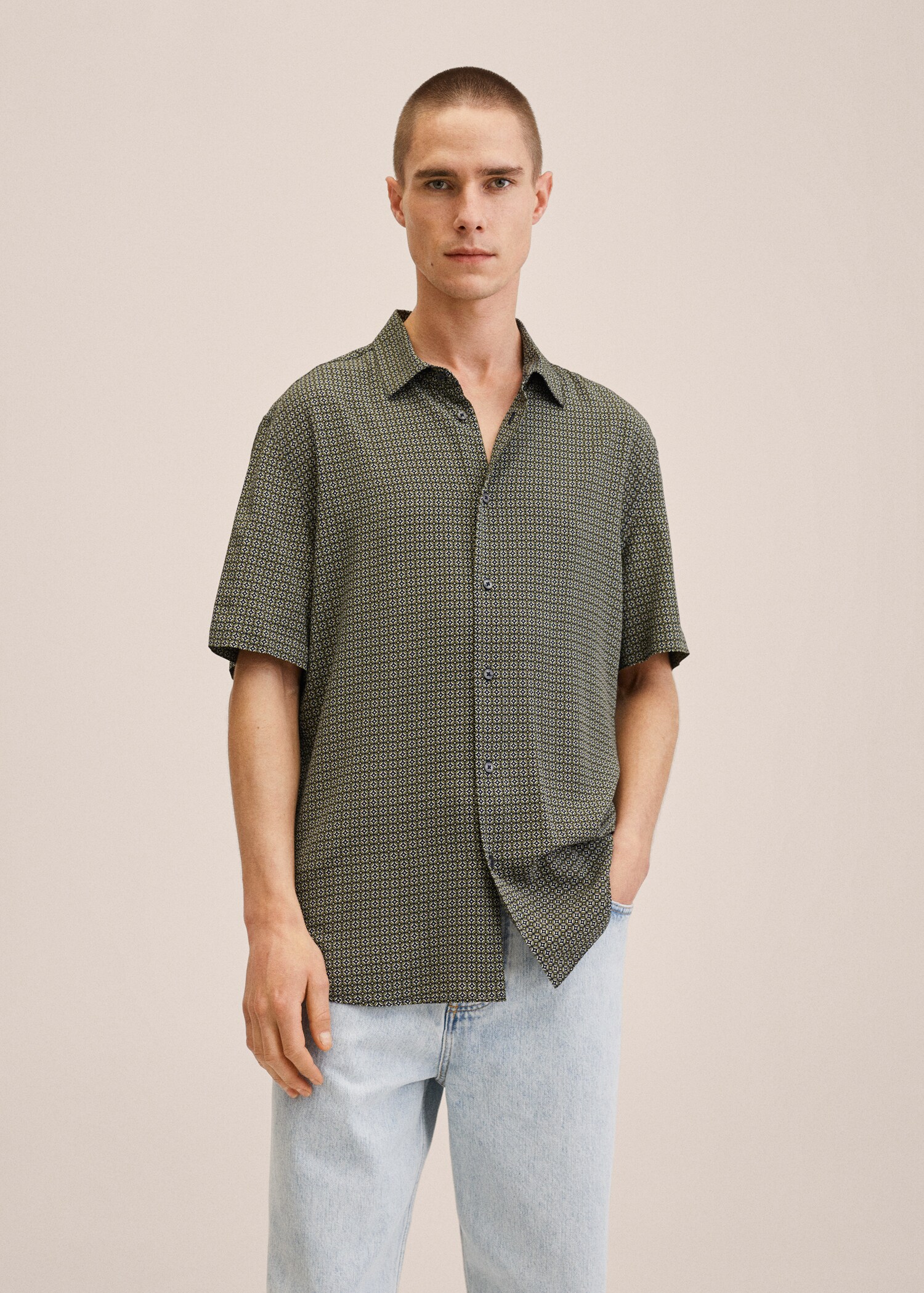 Camisa fluida estampada - Plano medio