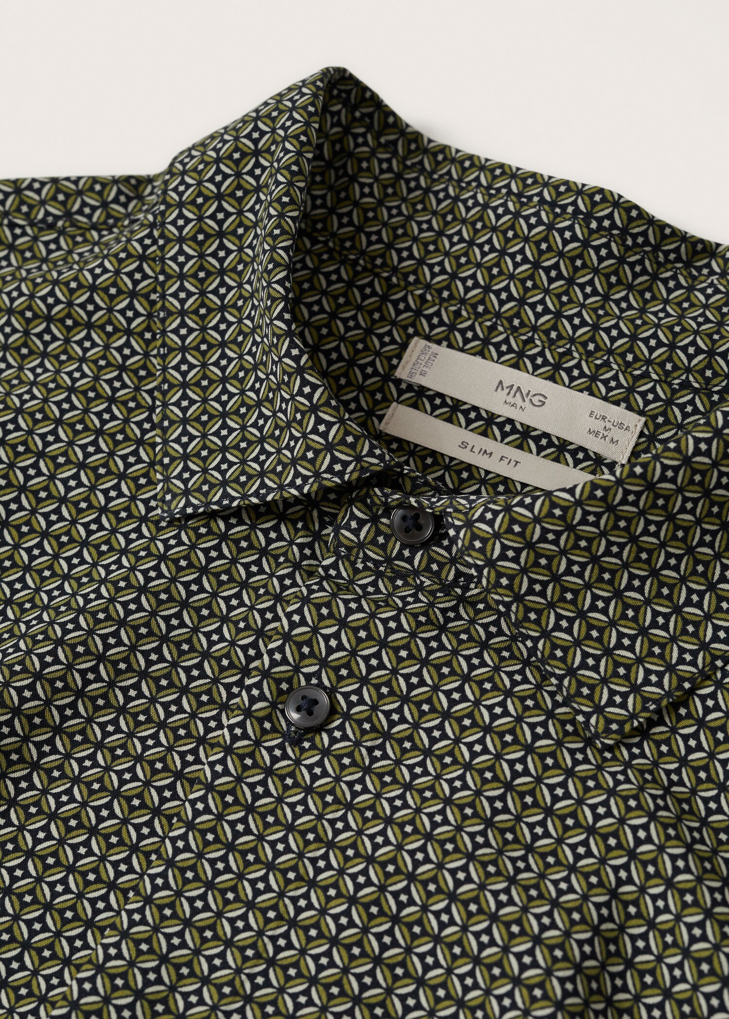 Camisa fluida estampada - Detalle del artículo 7
