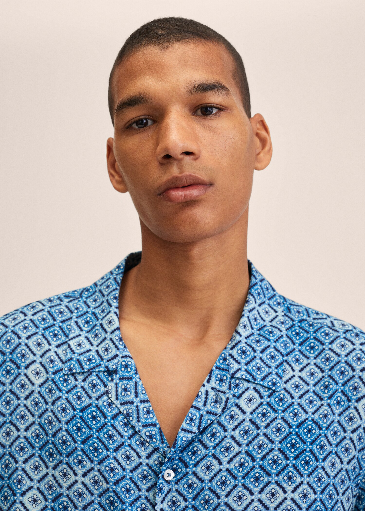 Camisa estampada fluida - Detalle del artículo 1