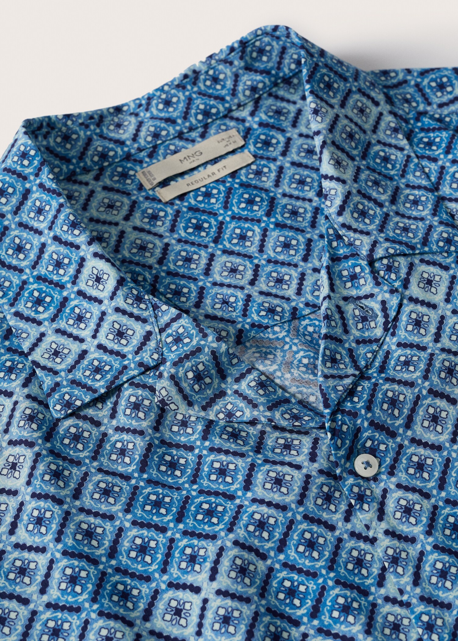 Camisa estampada fluida - Detalle del artículo 8