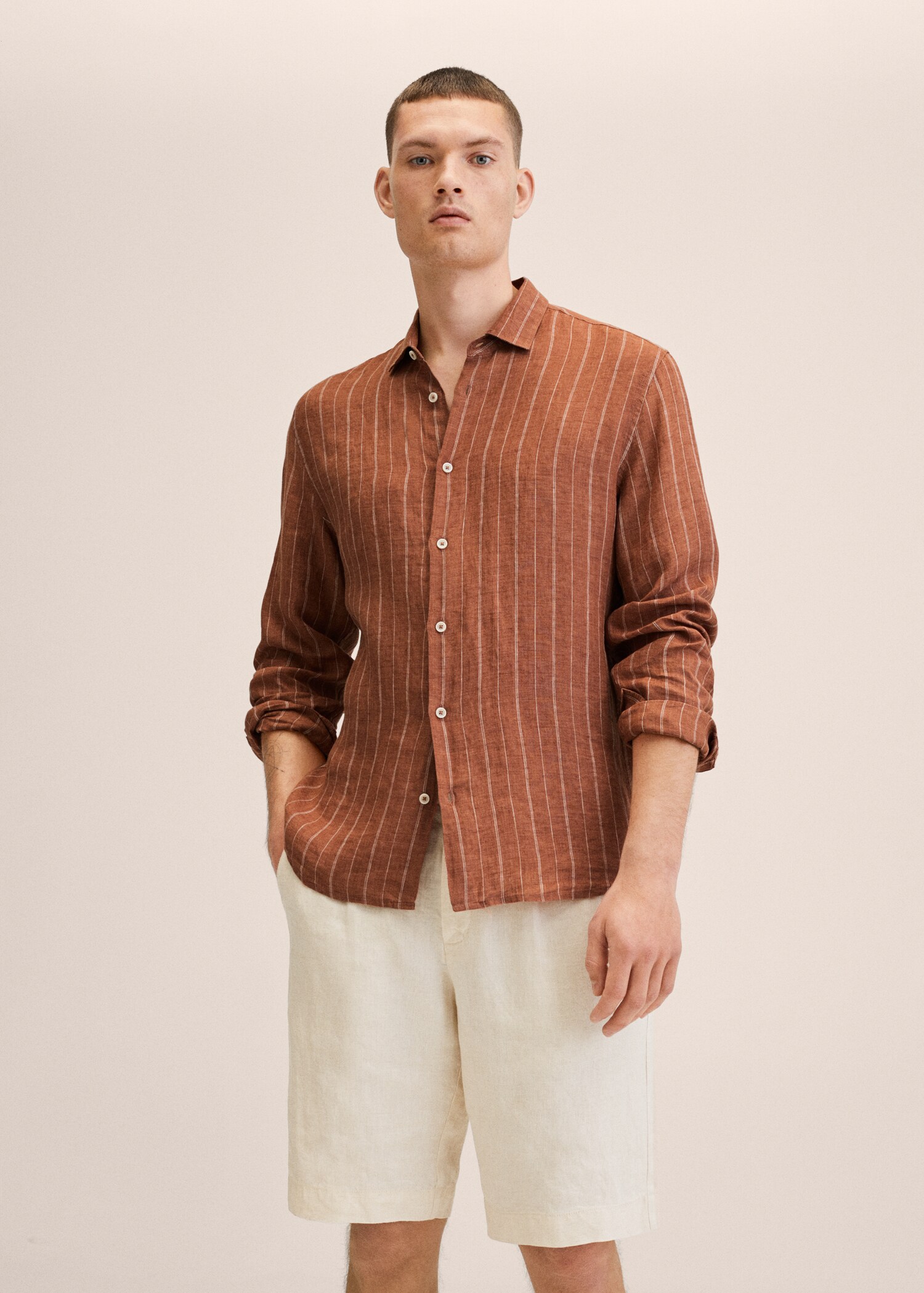 Lněná košile slim fit s proužky - Náhled ve středové rovině