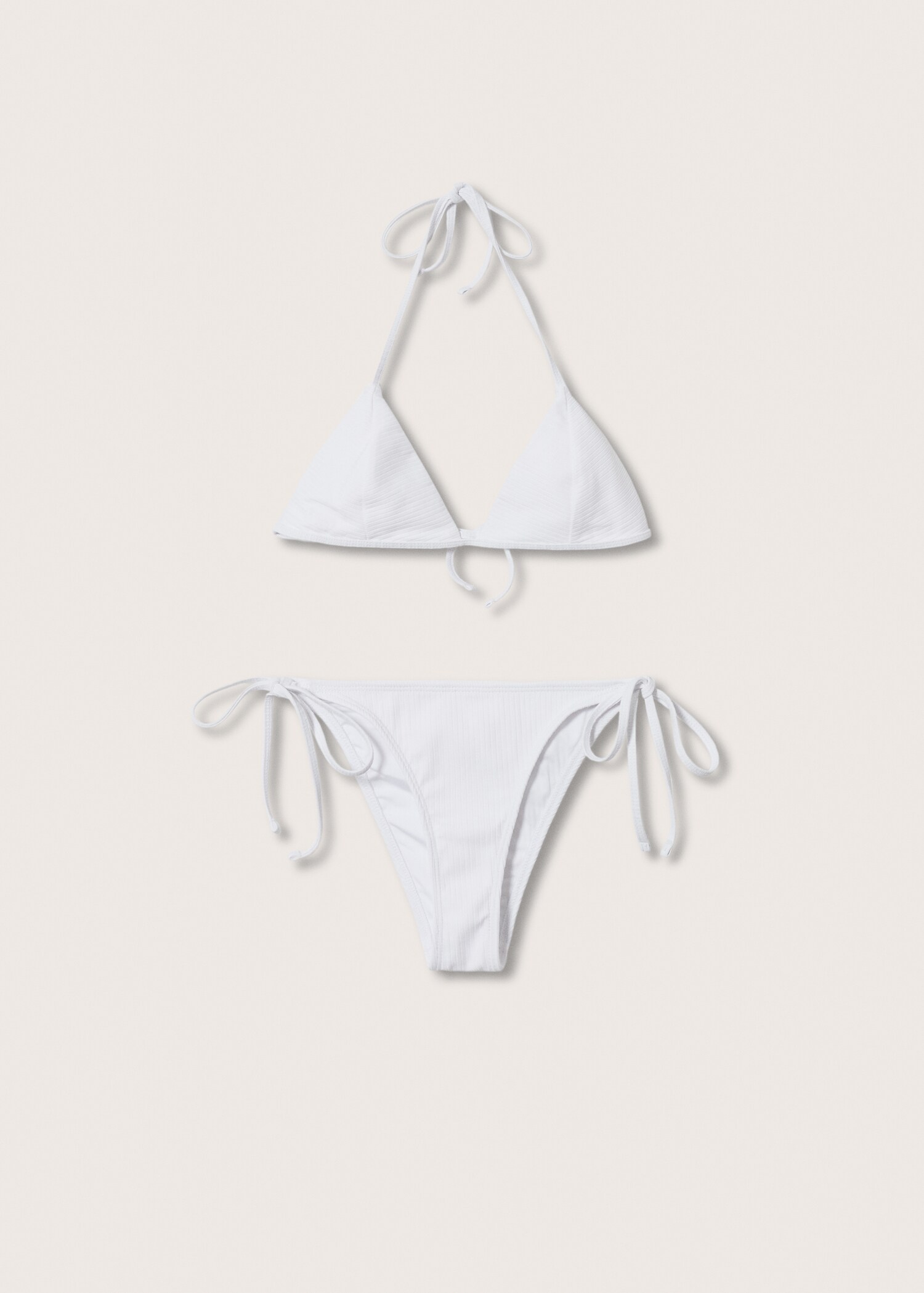 Bikini z trójkątnymi miseczkami - Artykuł bez modela/modelki