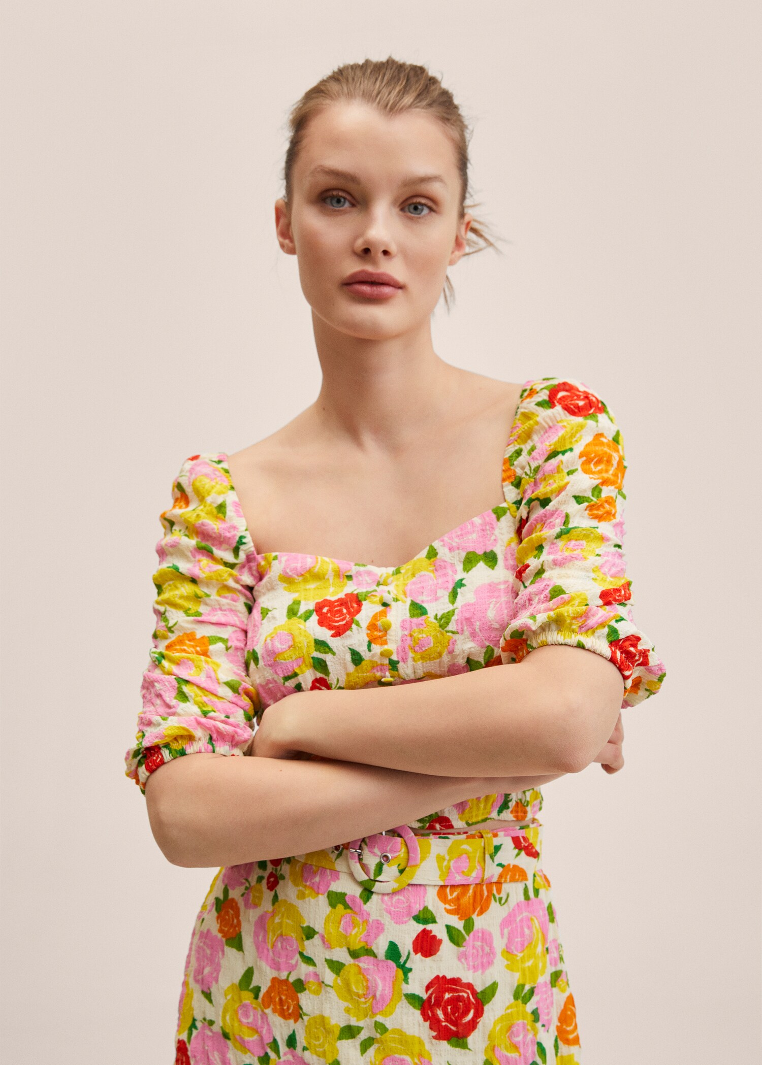 Bluse mit Blumenmuster - Detail des Artikels 3
