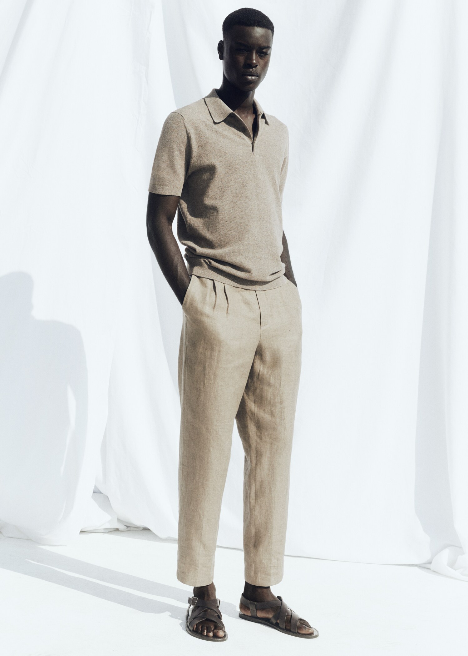 Pleated linen trousers - Details of the article 5