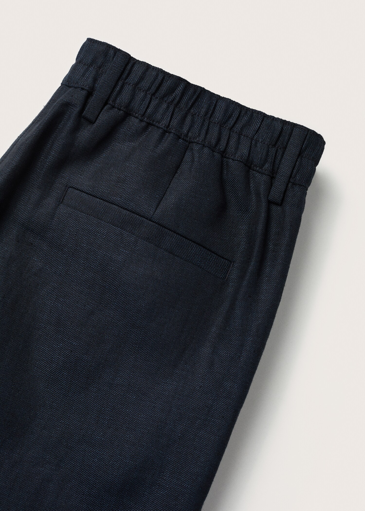 Pleated linen trousers - Details of the article 8