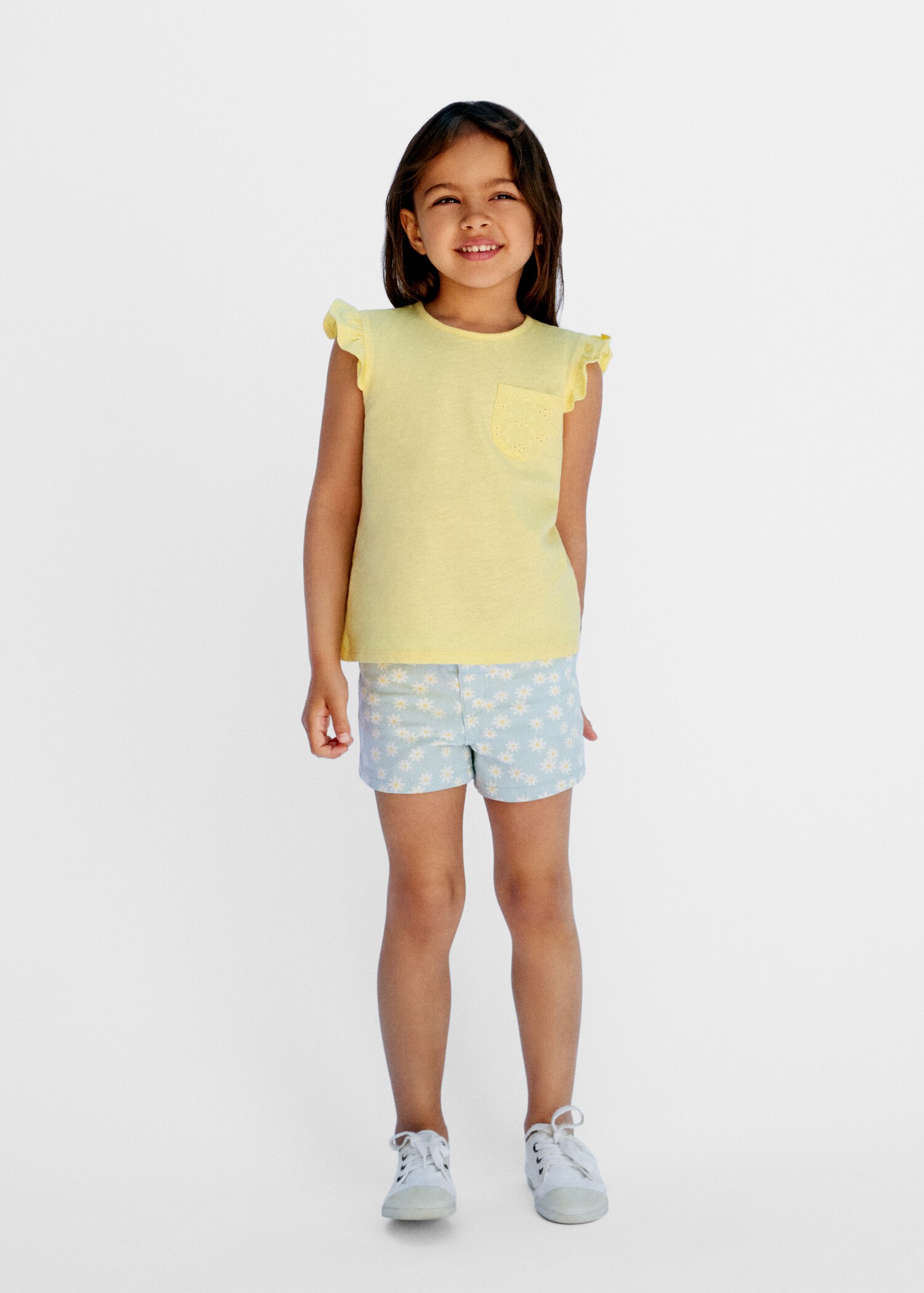 Embroidered chest-pocket T-shirt - Details of the article 5