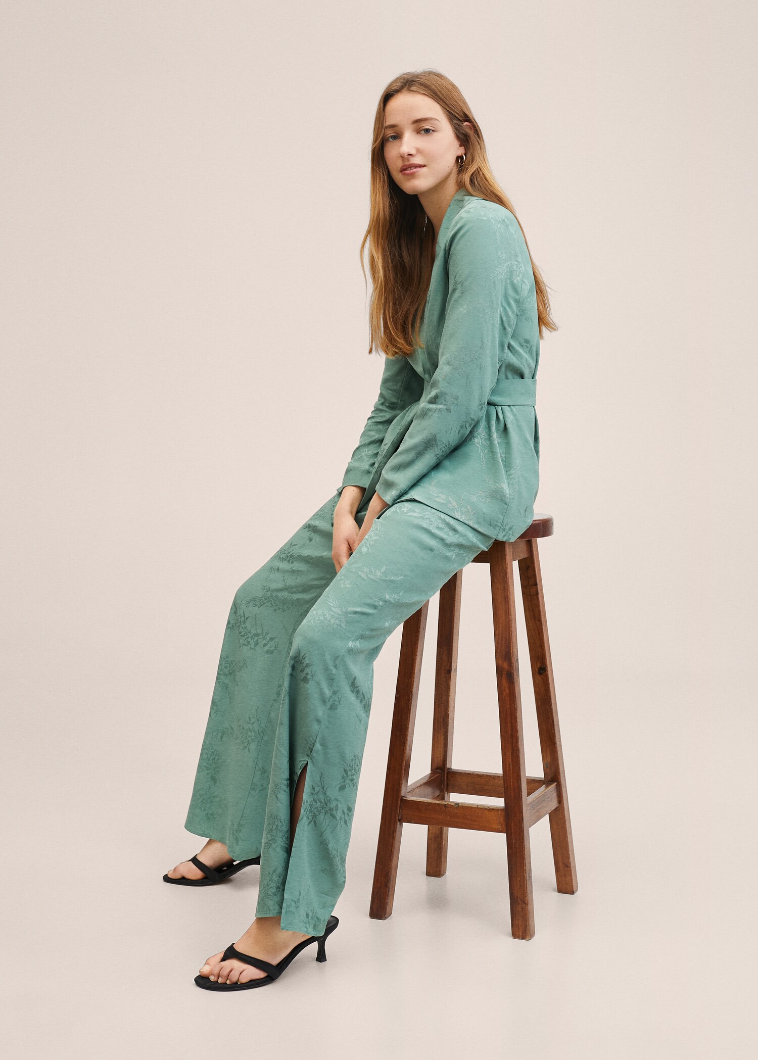 Flared floral-print trousers - Details of the article 3