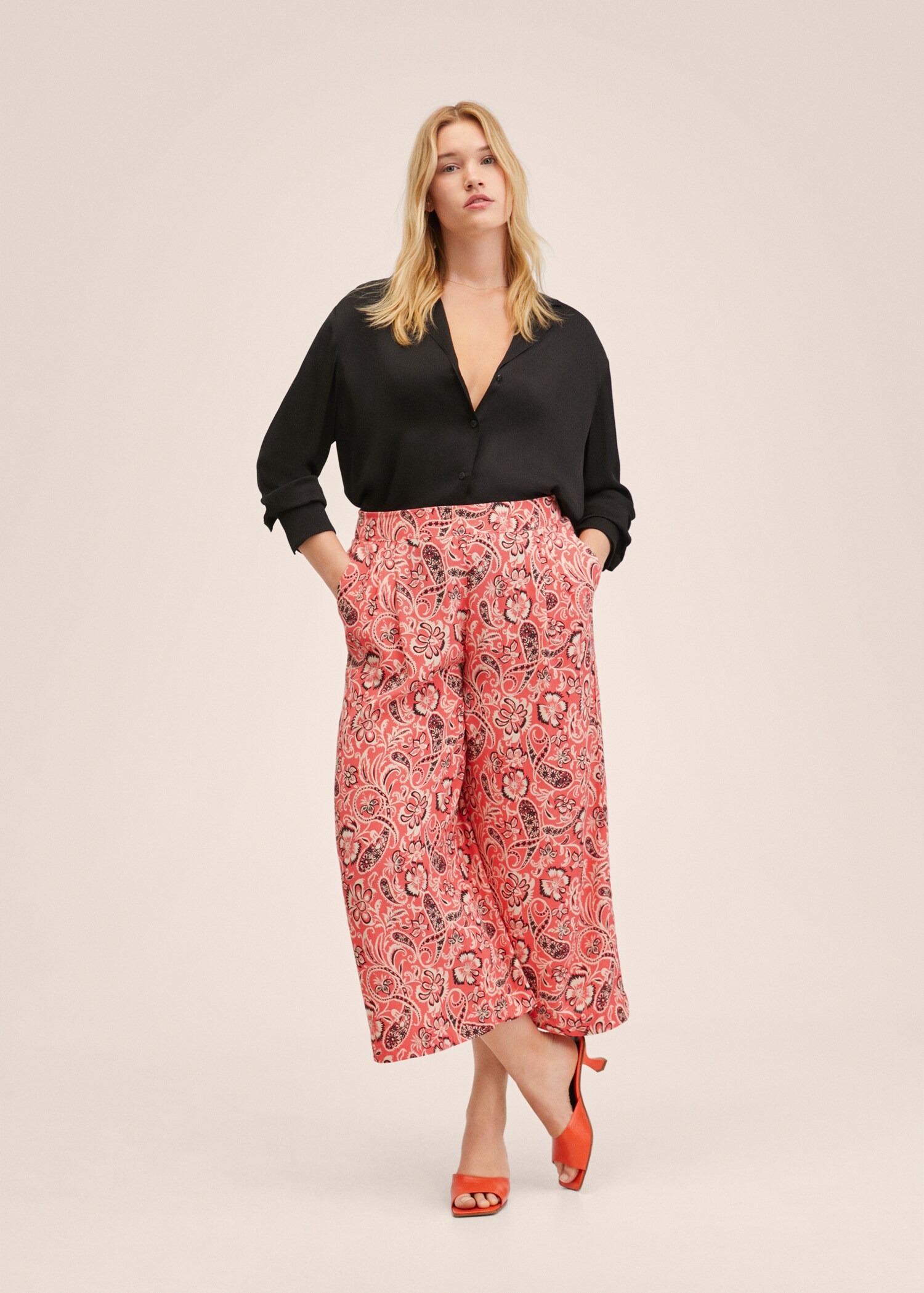Fluid culotte trousers - Details of the article 3