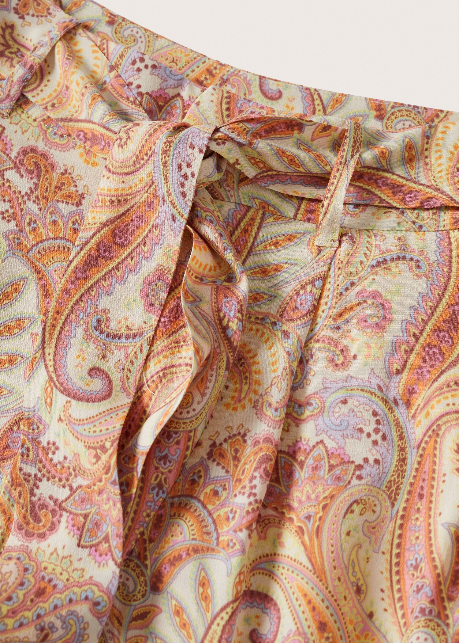 Flowy printed trousers - Details of the article 8
