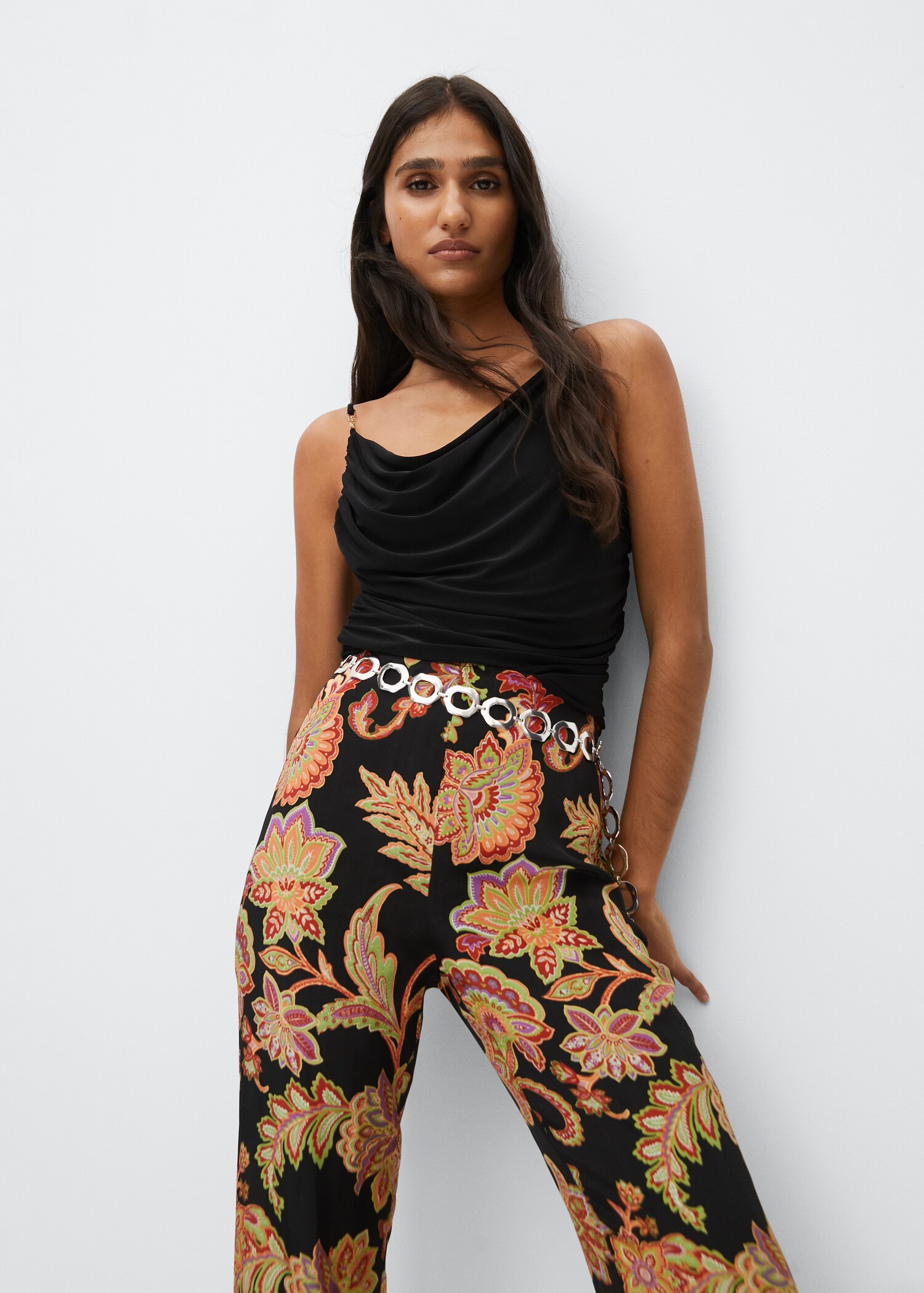 Satin printed trousers - Details of the article 2