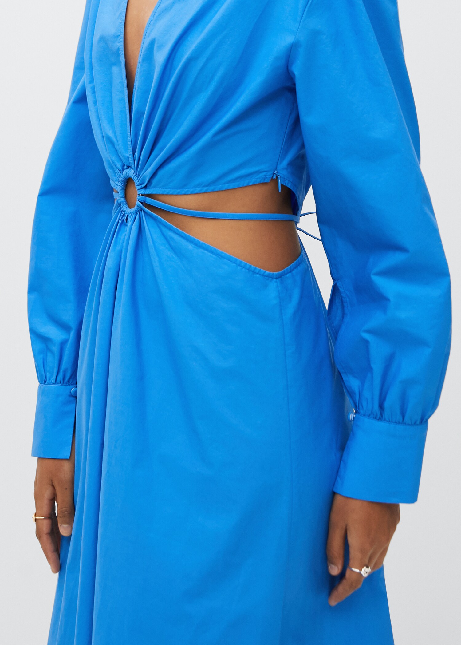 Baumwollkleid mit Schlitz - Mittlere Ansicht