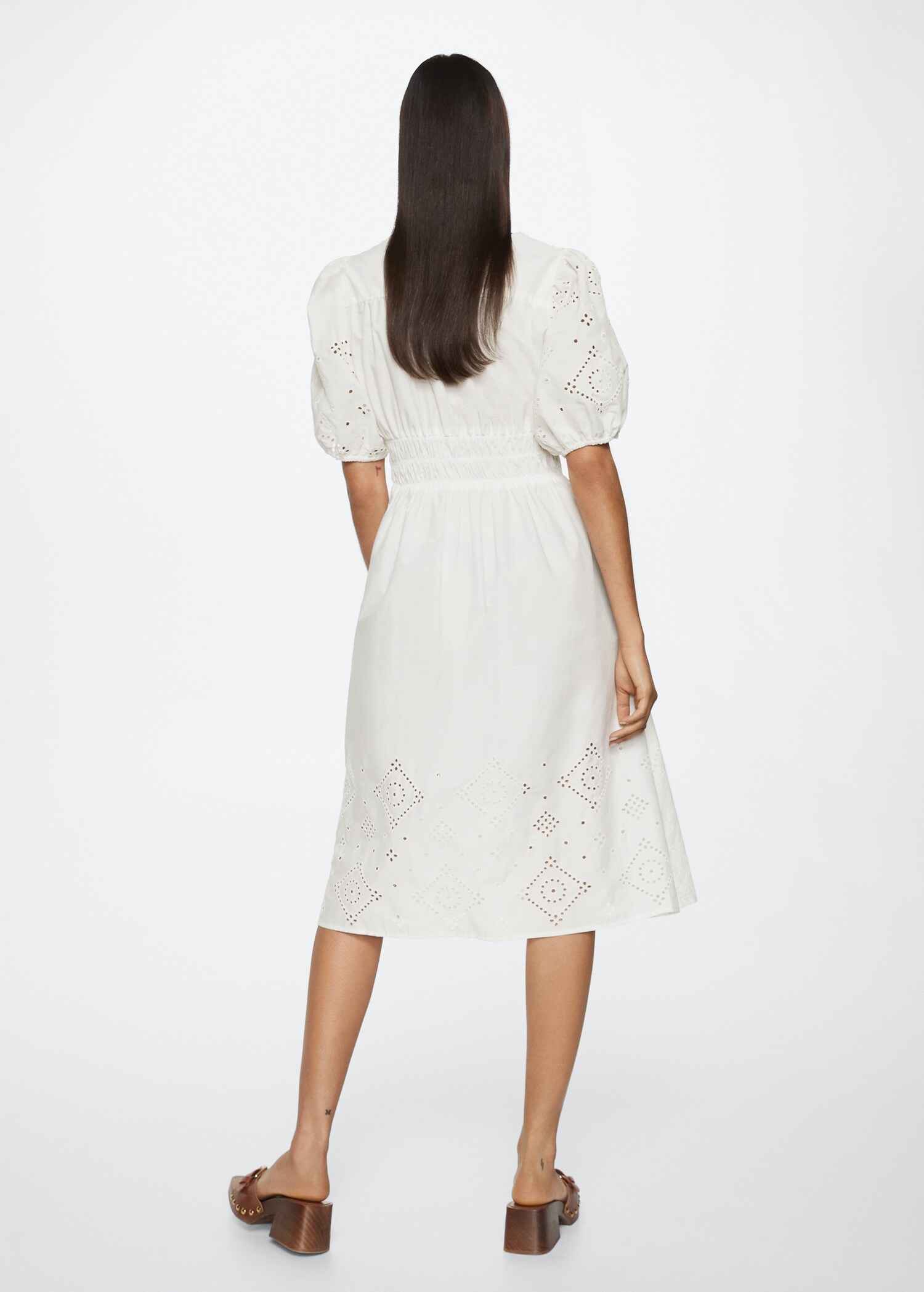Embroidered cotton dress - Reverse of the article