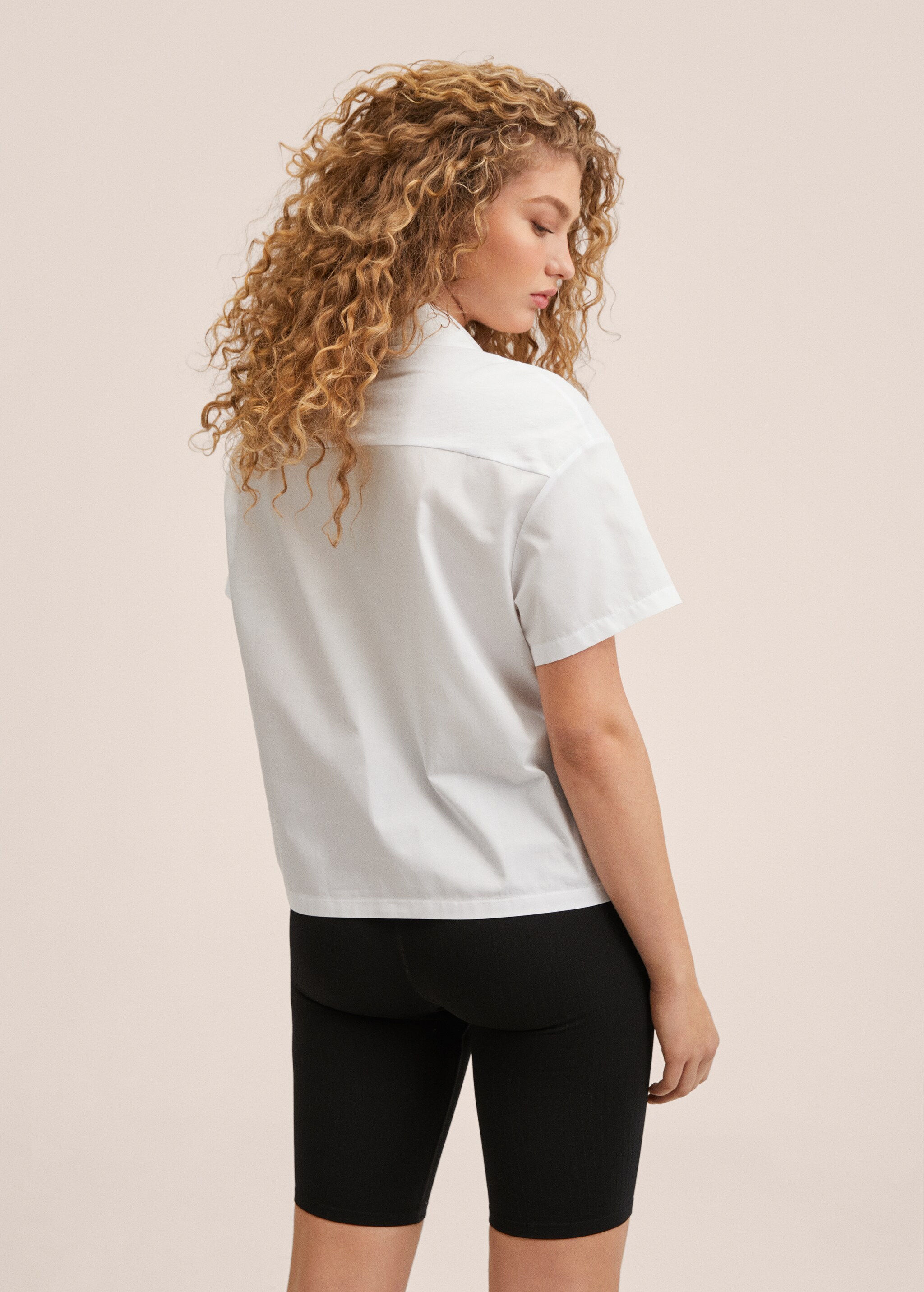 Cotton basic polo shirt - Reverse of the article