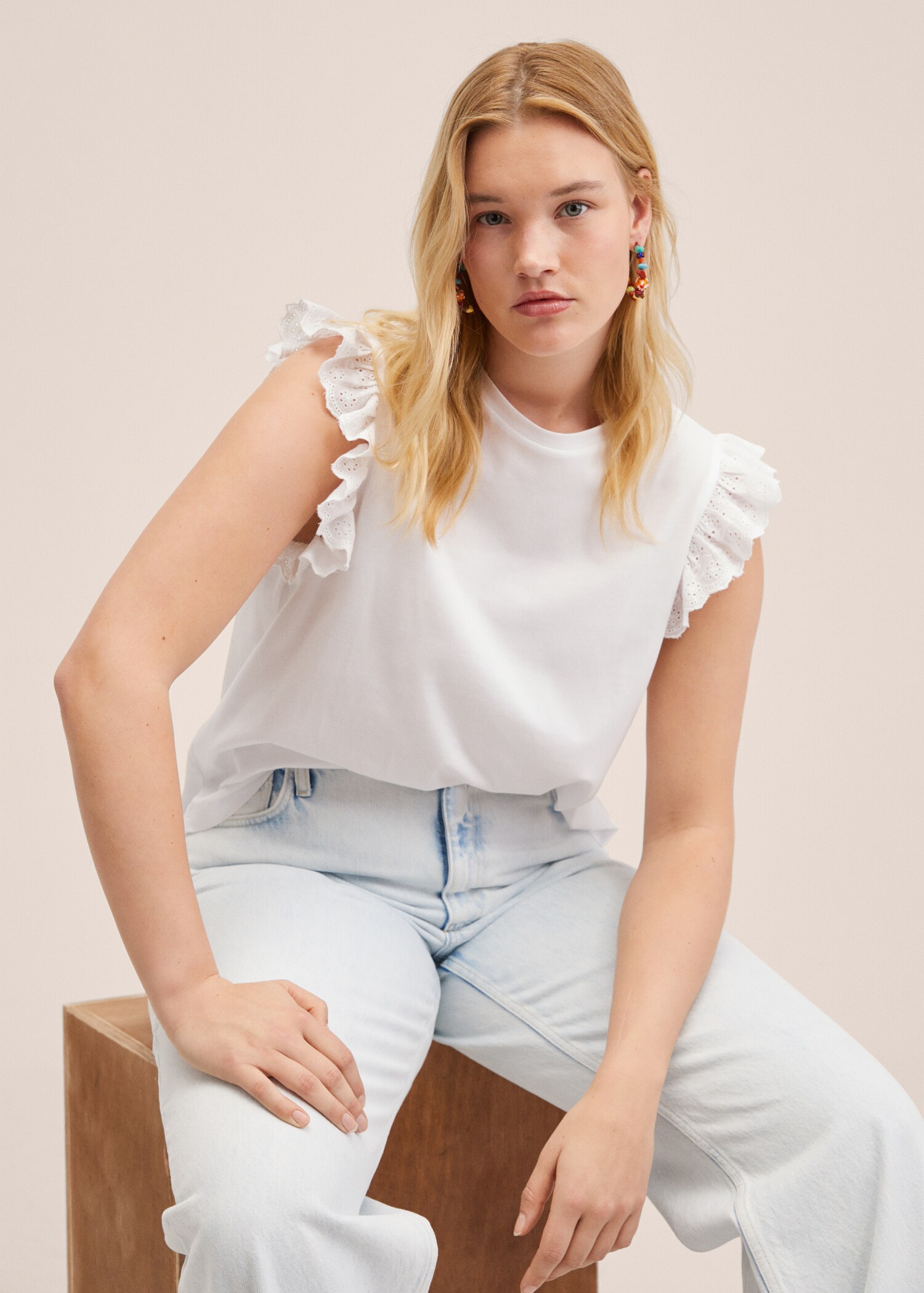 Baumwoll-T-Shirt mit Volant - Detail des Artikels 5